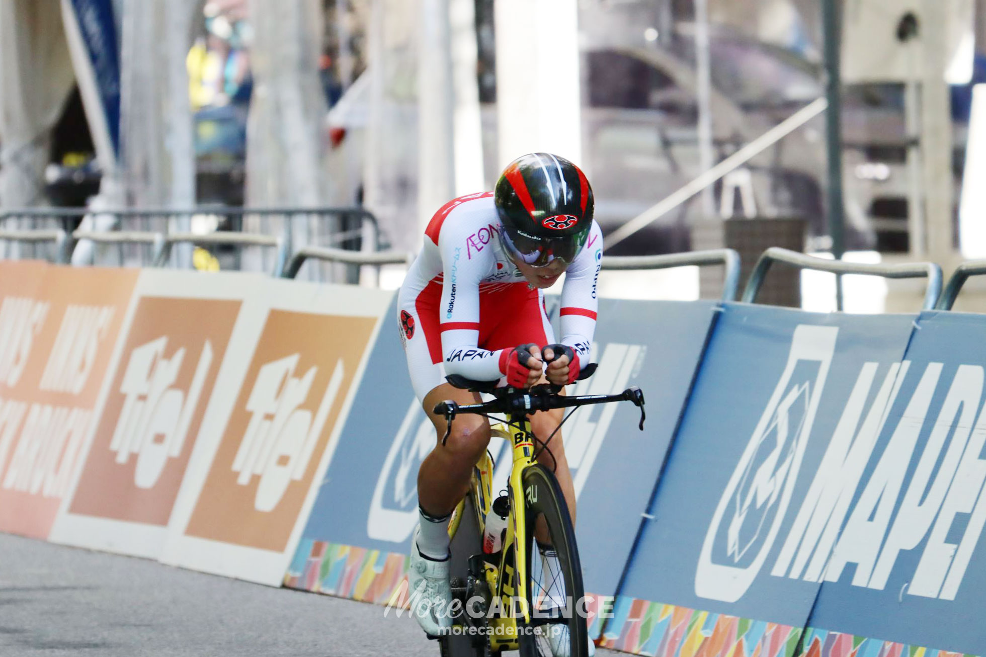 2018ロード世界選手権男子ジュニア個人TTを走る馬越裕之