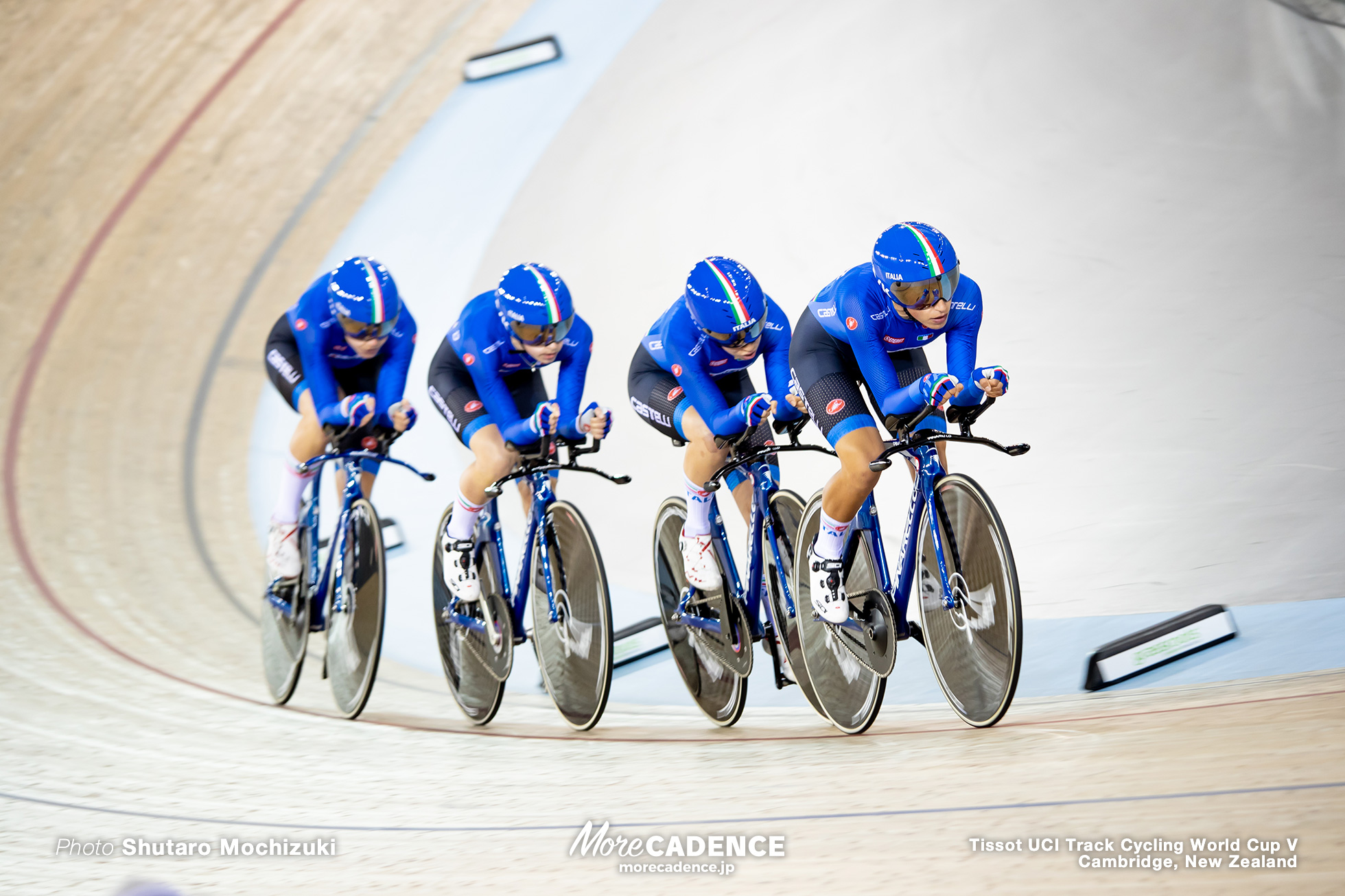 Final / Women's Team Pursuit / Track Cycling World Cup V / Cambridge, New Zealand