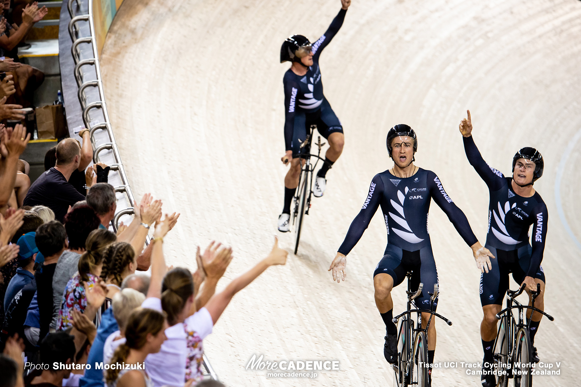 Final / Men's Team Pursuit / Track Cycling World Cup V / Cambridge, New Zealand