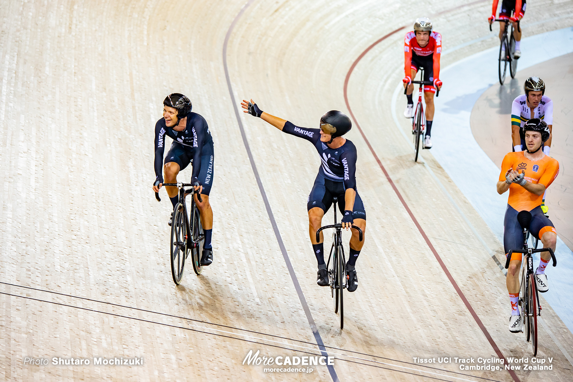 Men's Madison / Track Cycling World Cup V / Cambridge, New Zealand