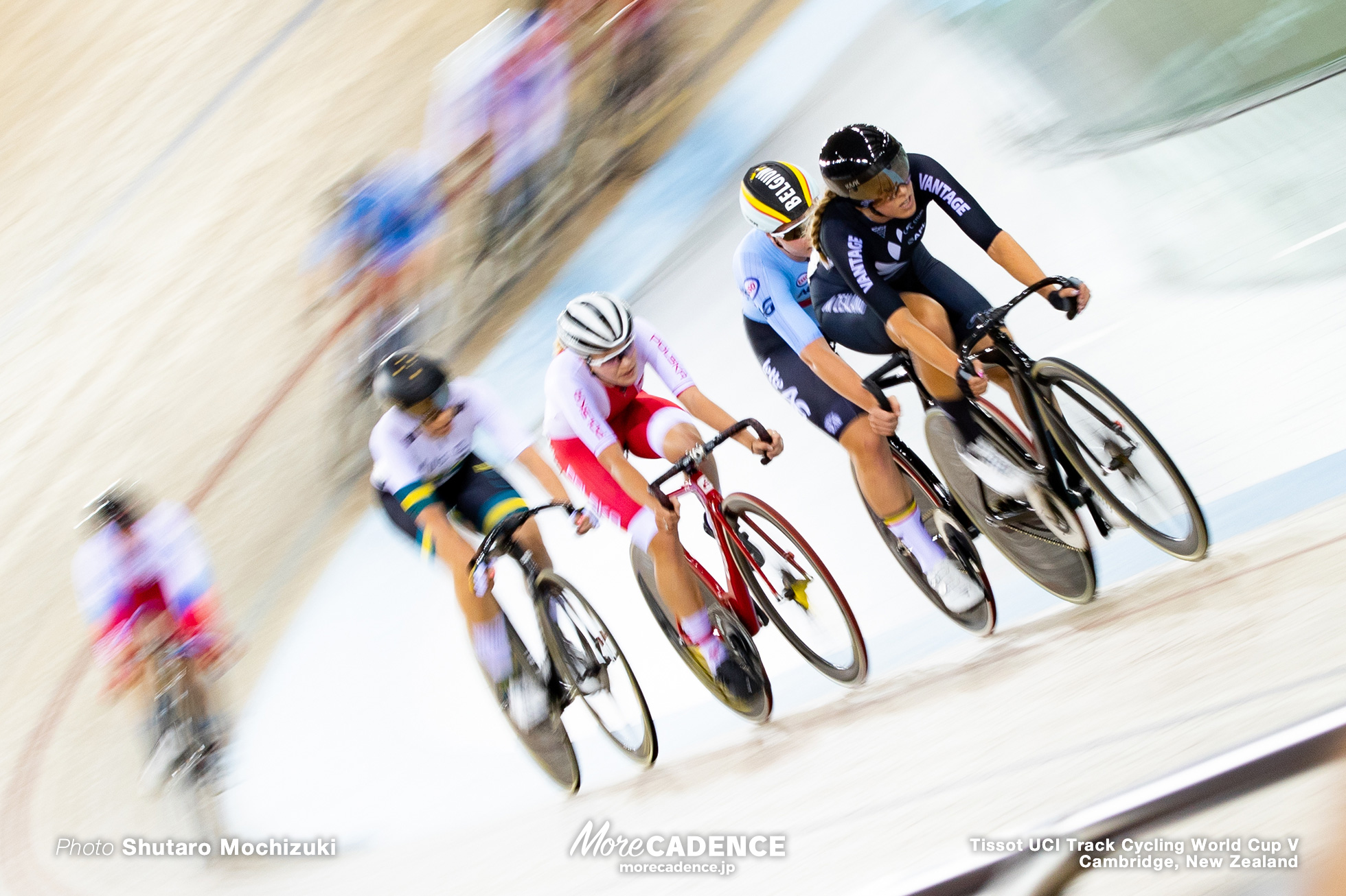 Point Race/ Women's Omnium / Track Cycling World Cup V / Cambridge, New Zealand