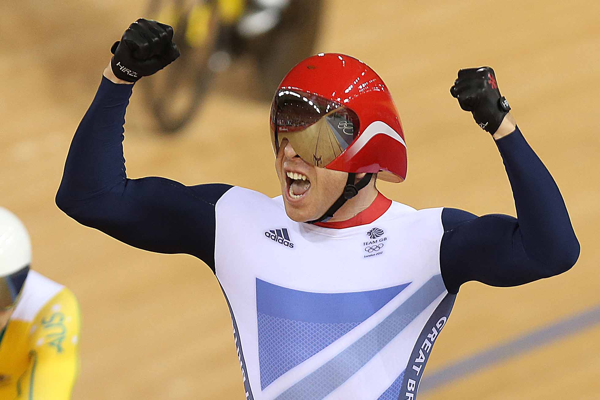 LONDON, ENGLAND - AUGUST 07: Sir Chris Hoy of Great Britain celebrates victory in the final of the men's Keirin during Day 11 of the London 2012 London Olympics at the Veledrome on August 07, 2012 in London, England. (Photo by Ian MacNicol/Getty Images)