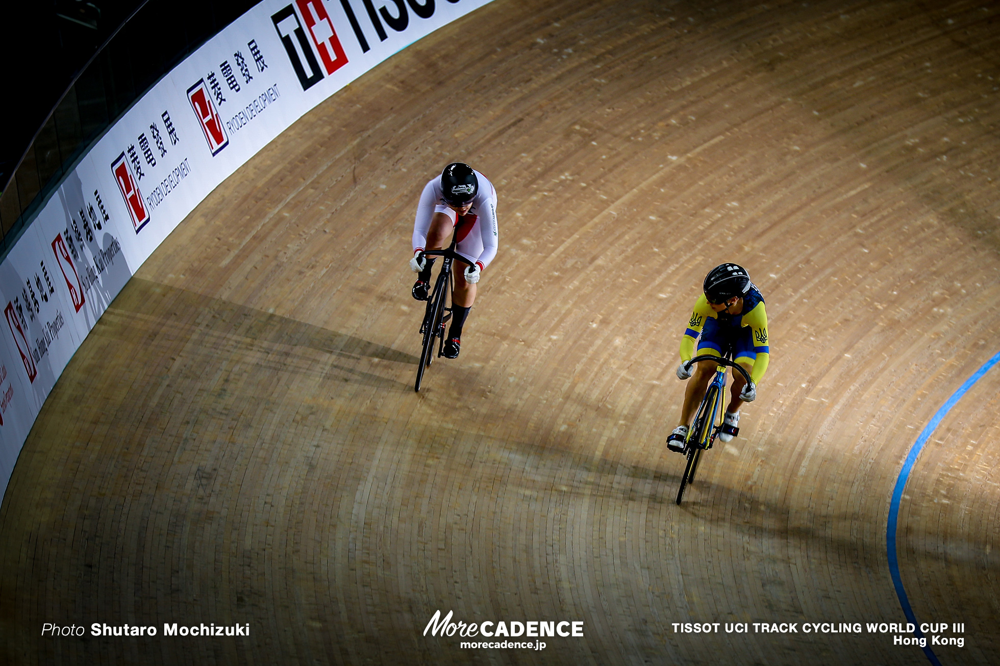 1/8 Finals / Women's Sprint / TISSOT UCI TRACK CYCLING WORLD CUP III, Hong Kong, 小林優香 Olena STARIKOVA オレナ・スタリコワ