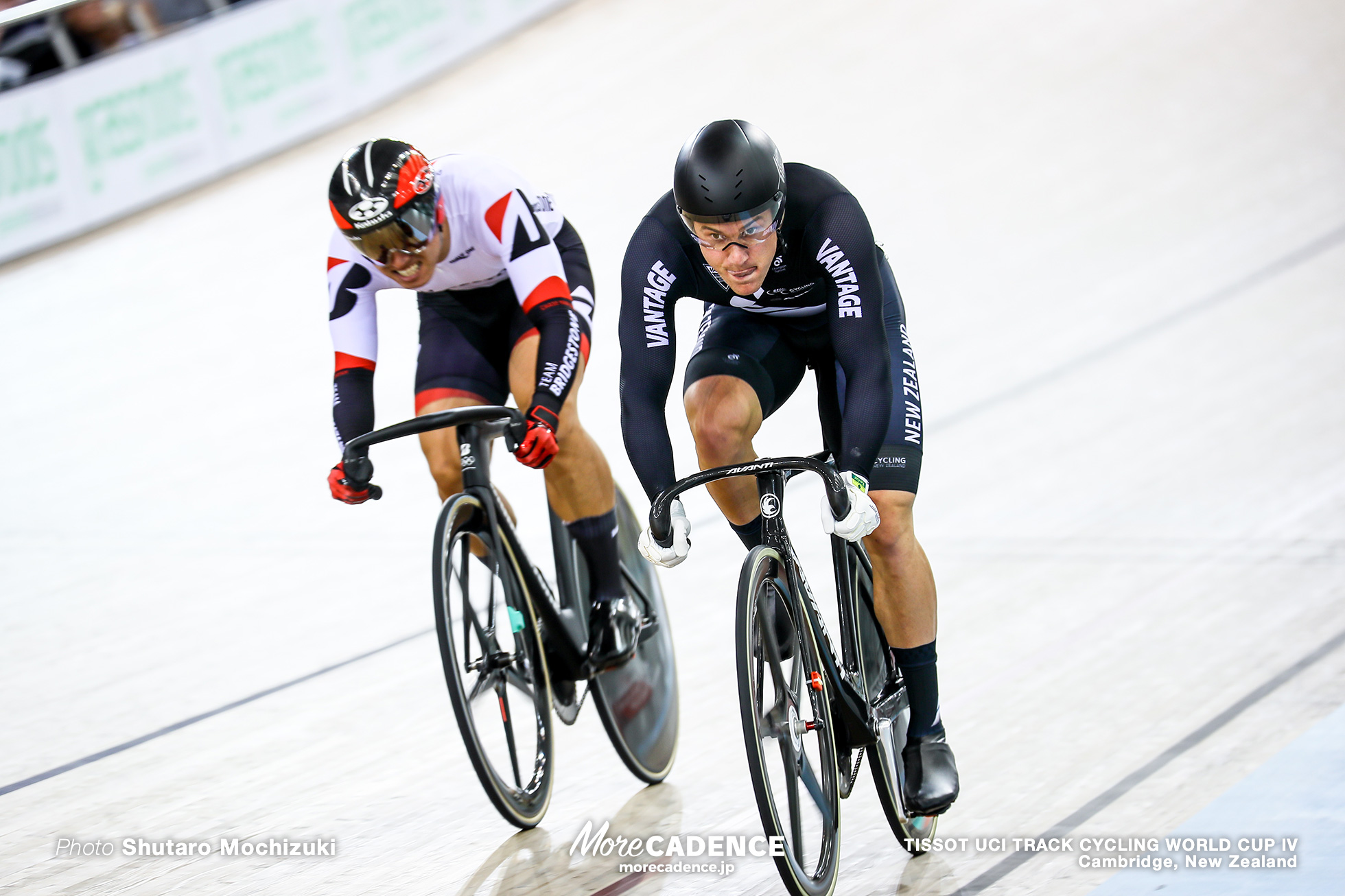 1/16決勝 / Men's Sprint / TISSOT UCI TRACK CYCLING WORLD CUP IV, Cambridge, New Zealand, 脇本雄太 Sam Webster サム・ウェブスター