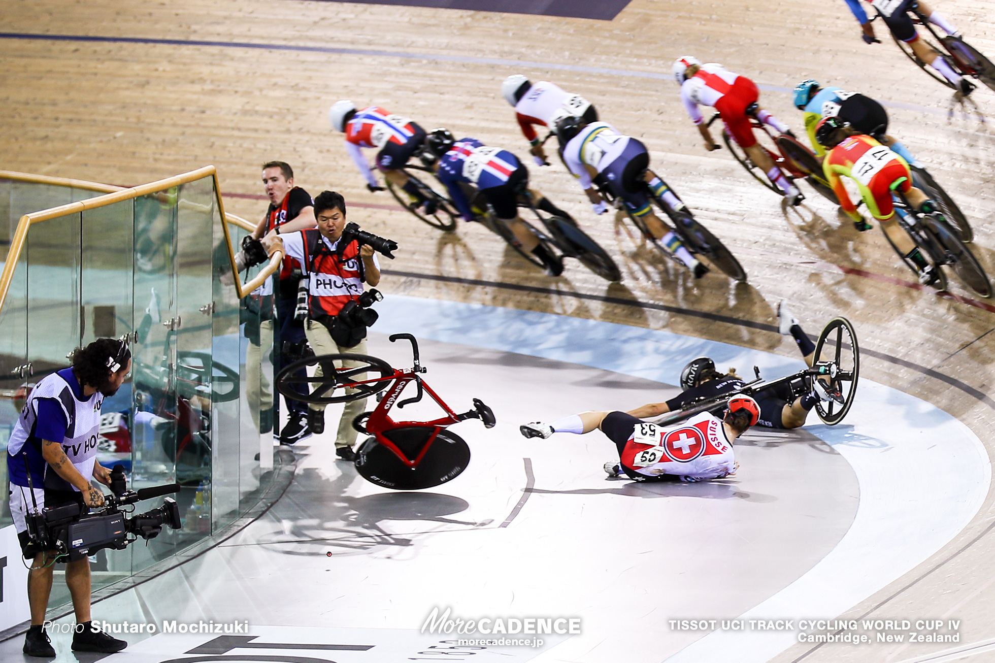 Scratch Race / Women's Omnium / TISSOT UCI TRACK CYCLING WORLD CUP IV, Cambridge, New Zealand, Aline SEITZ アリーン・ザイツ