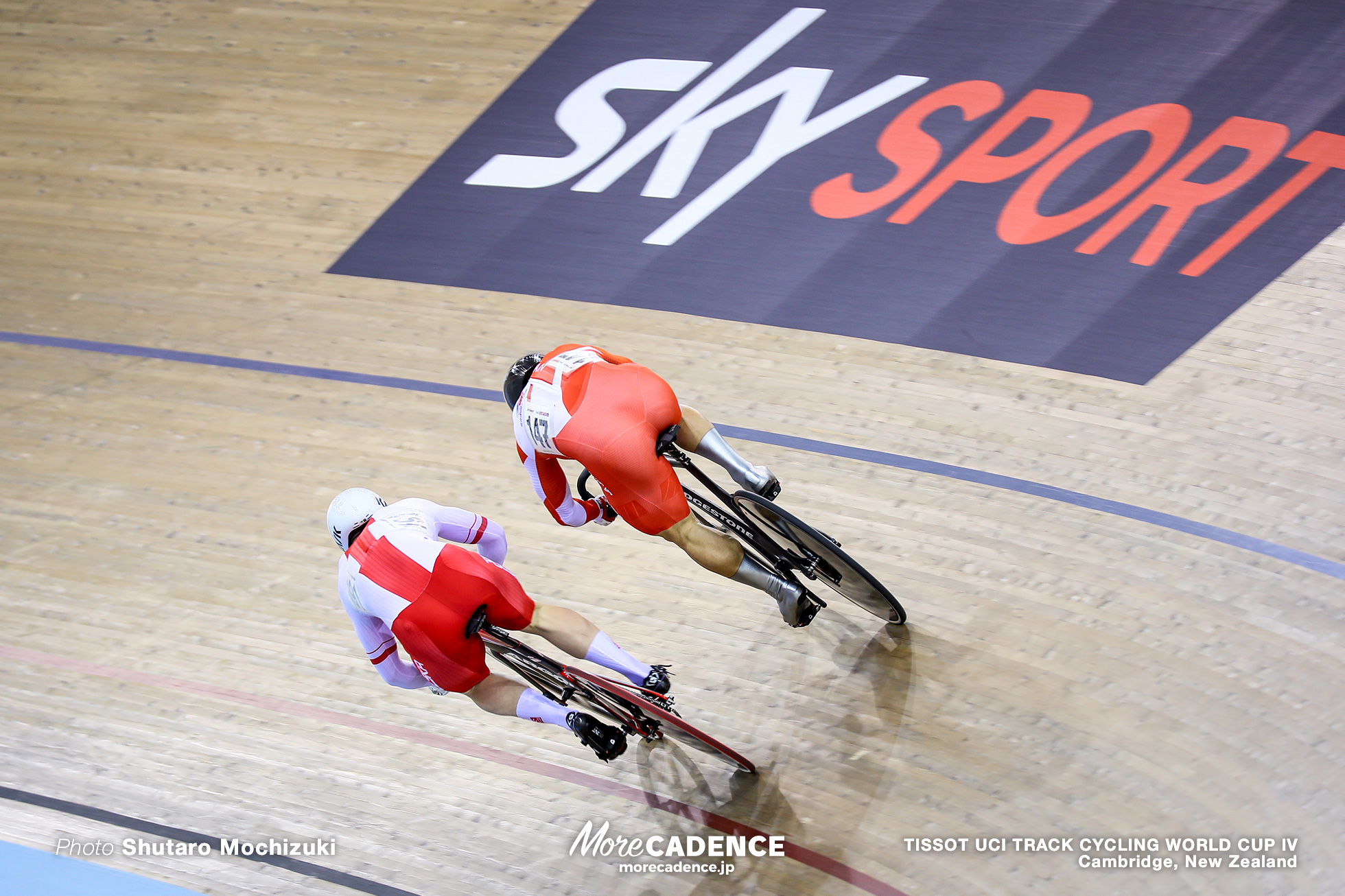 Final / Men's Sprint / TISSOT UCI TRACK CYCLING WORLD CUP IV, Cambridge, New Zealand, 深谷知広 Mateusz Rudyk マテウス・ルディク