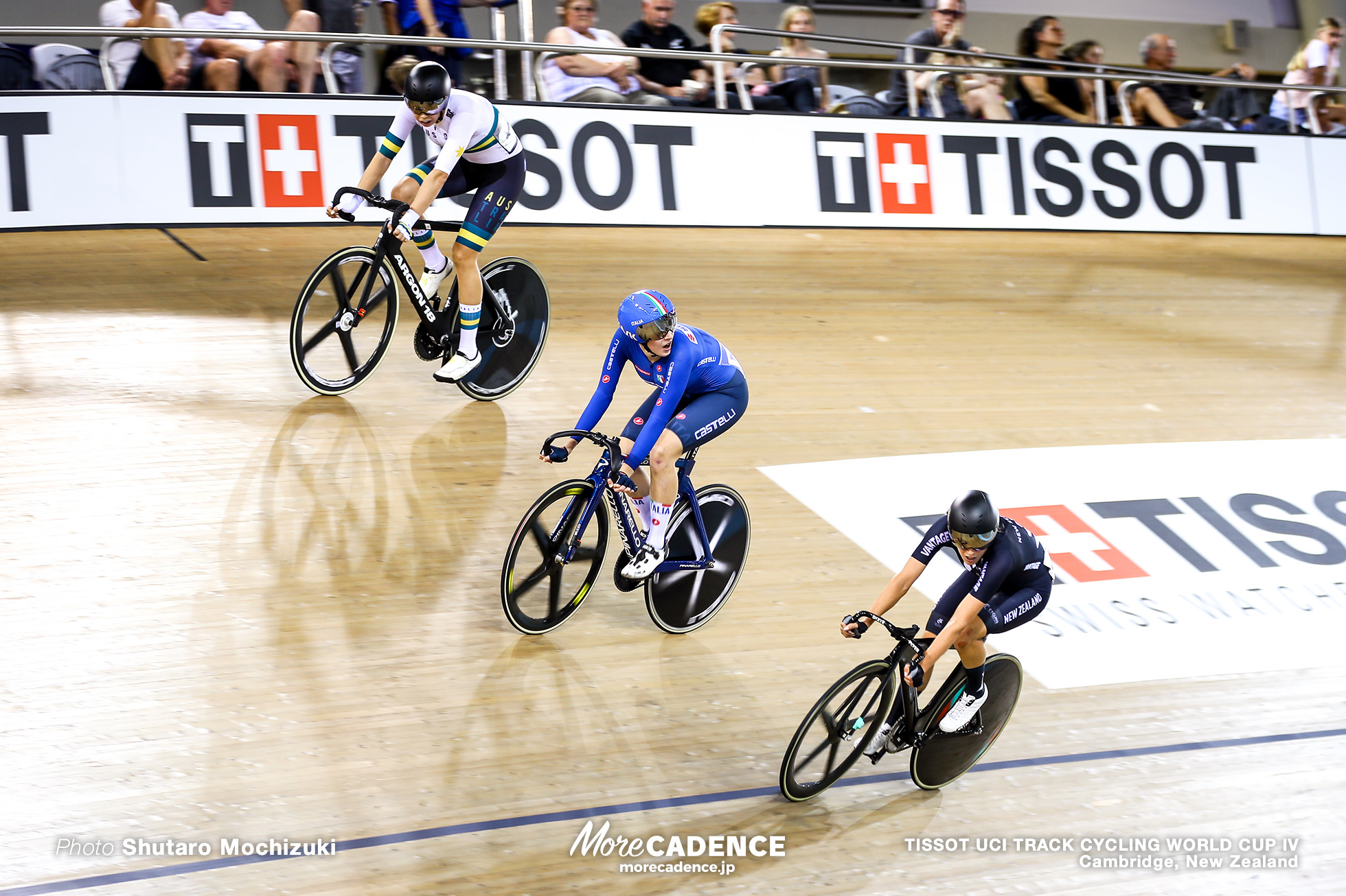 Point Race / Women's Omnium / TISSOT UCI TRACK CYCLING WORLD CUP IV, Cambridge, New Zealand, Vittoria GUAZZINI ヴィットーリア・グアッツィーニ Rushlee BUCHANAN ラシュリー・ブキャナン Georgia BAKER ジョージア・バーカー