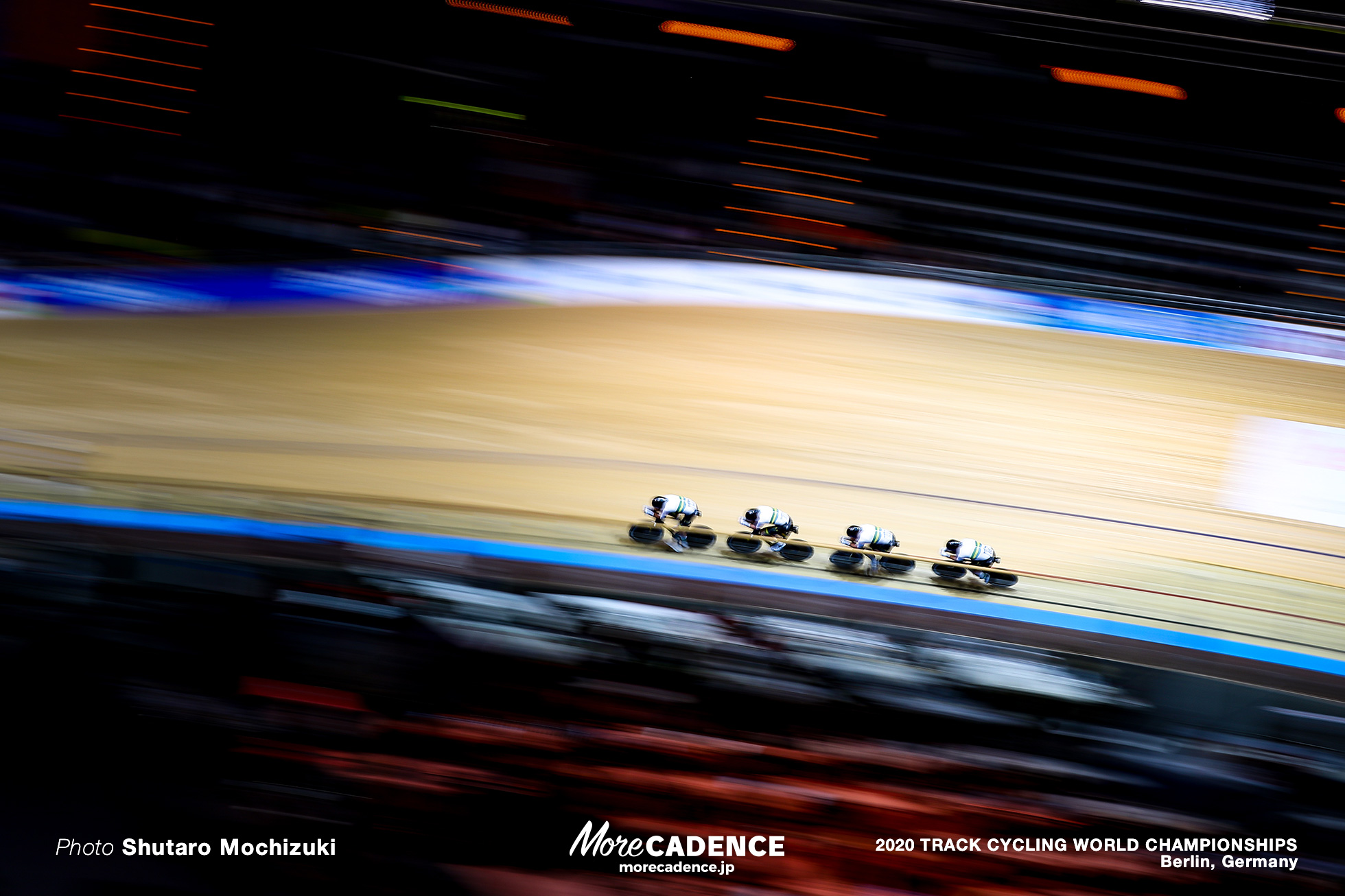 Final / Men's Team Pursuit / 2020 Track Cycling World Championships / Australia オーストラリア/ Leihg Howard レイ・ハワード, Lucas Plapp ルーカス・プラップ, Alexander Porter アレクサンダー・ポーター, Sam Welsford サム・ウェルスフォード