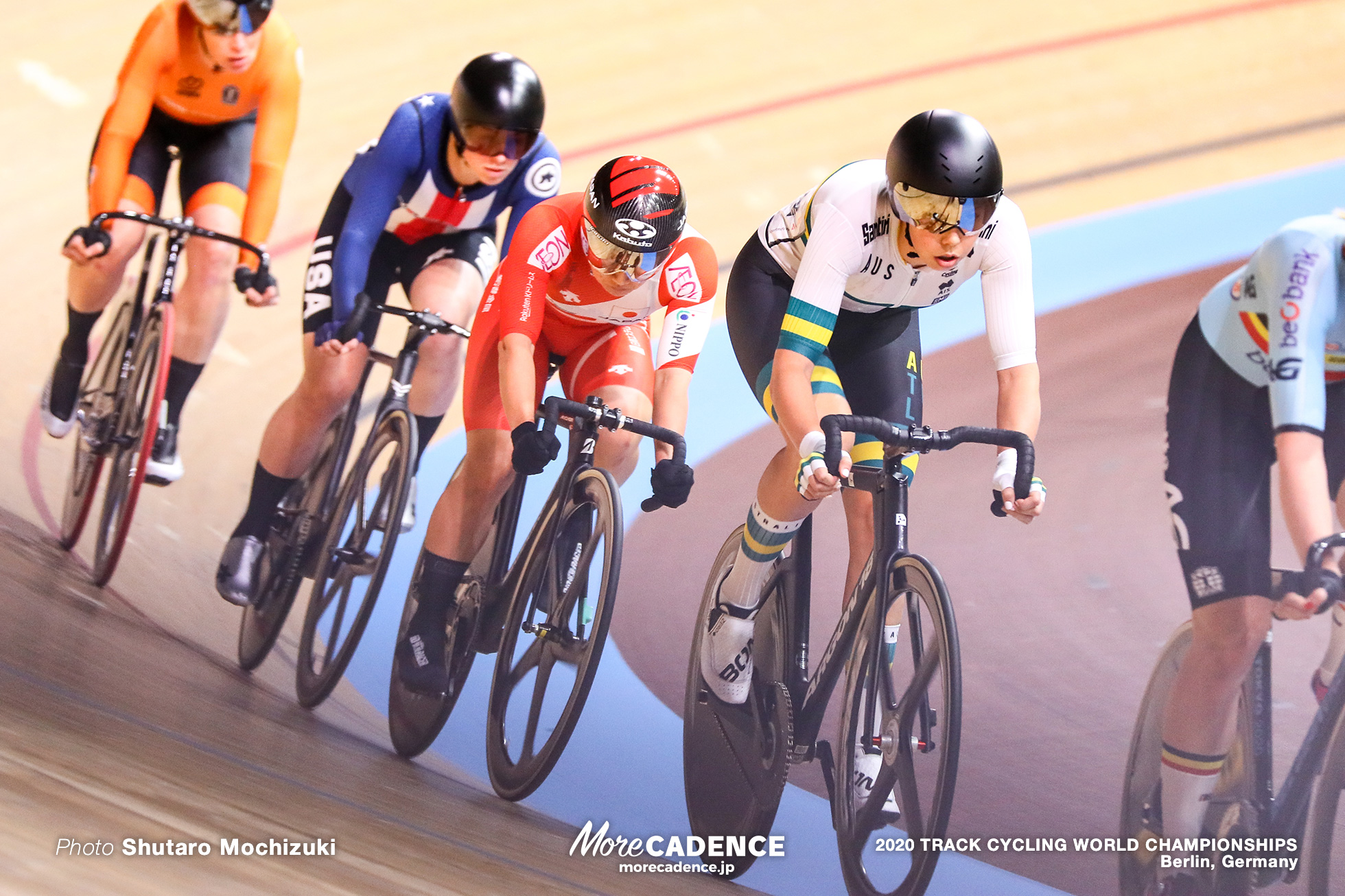 Scratch Race / Women's Omnium / 2020 Track Cycling World Championships, Kajihara Yumi 梶原悠未, Georgia Baker ジョージア・バーカー, Jennifer Valente ジェニファー・バレンテ