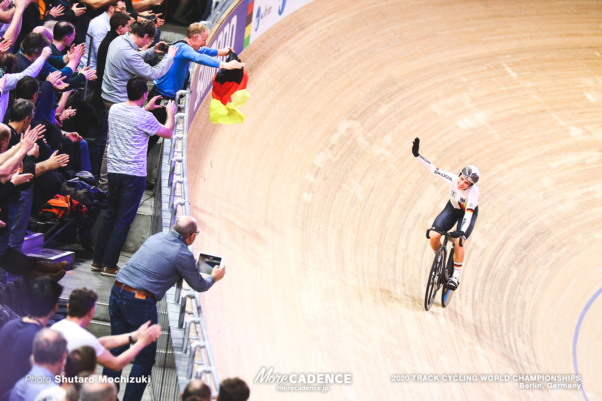 Emma Hinze, Final / Women's Sprint / 2020 Track Cycling World Championships, エマ・ヒンツェ