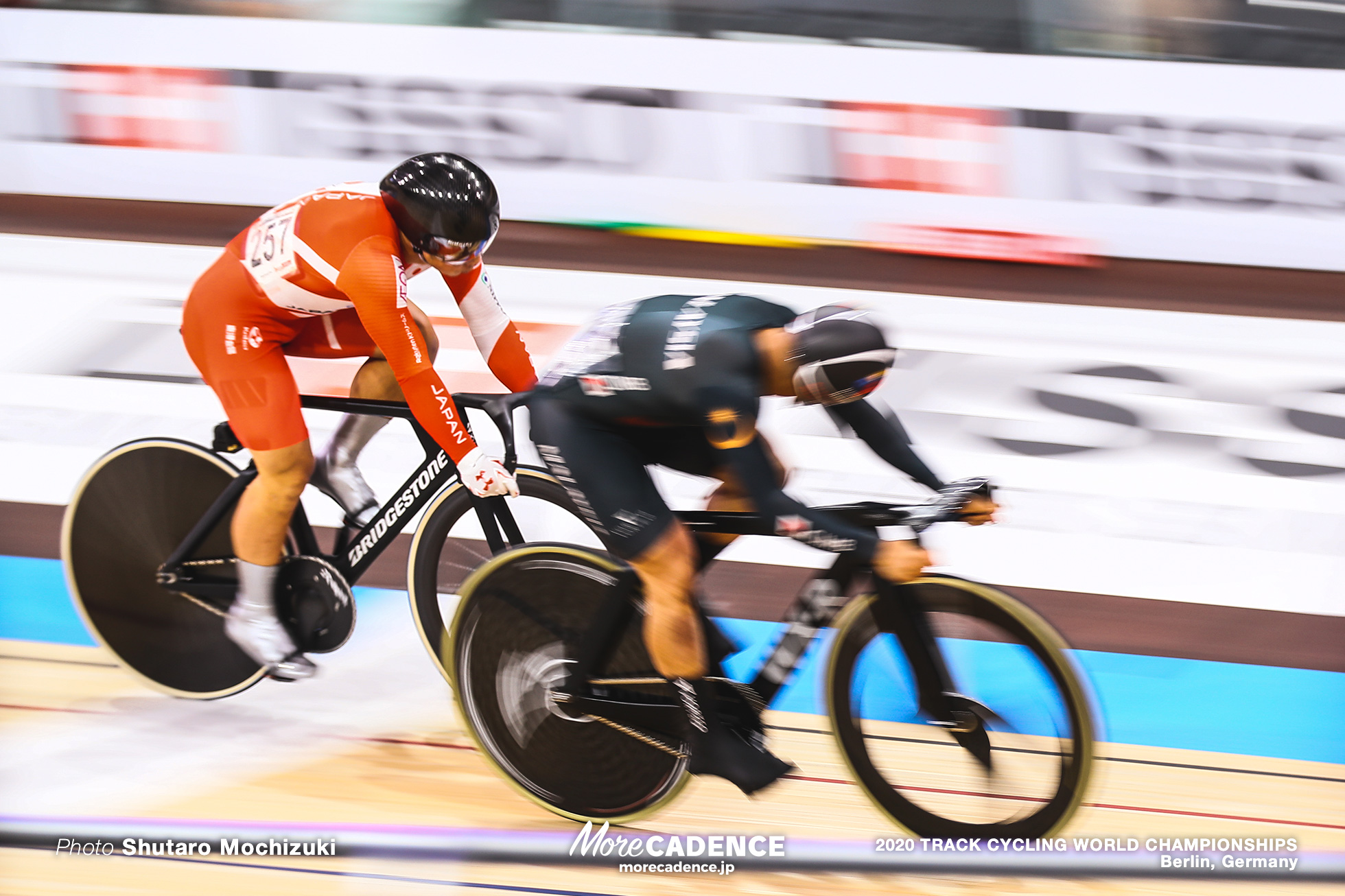 1/4 Finals / Men's Sprint / 2020 Track Cycling World Championships