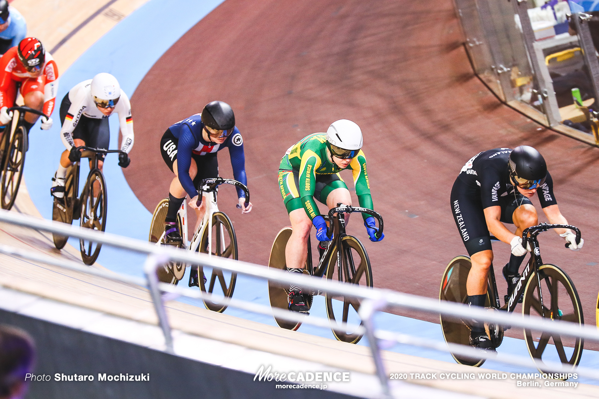 1st Round / Women's Keirin / 2020 Track Cycling World Championships, Olivia Podmore オリビア・ポッドモア, Charlene di Preez シャーリーン・ディプリーズ, Madalyn Godby マダリン・ゴドビー, Emma Hinze エマ・ヒンツェ