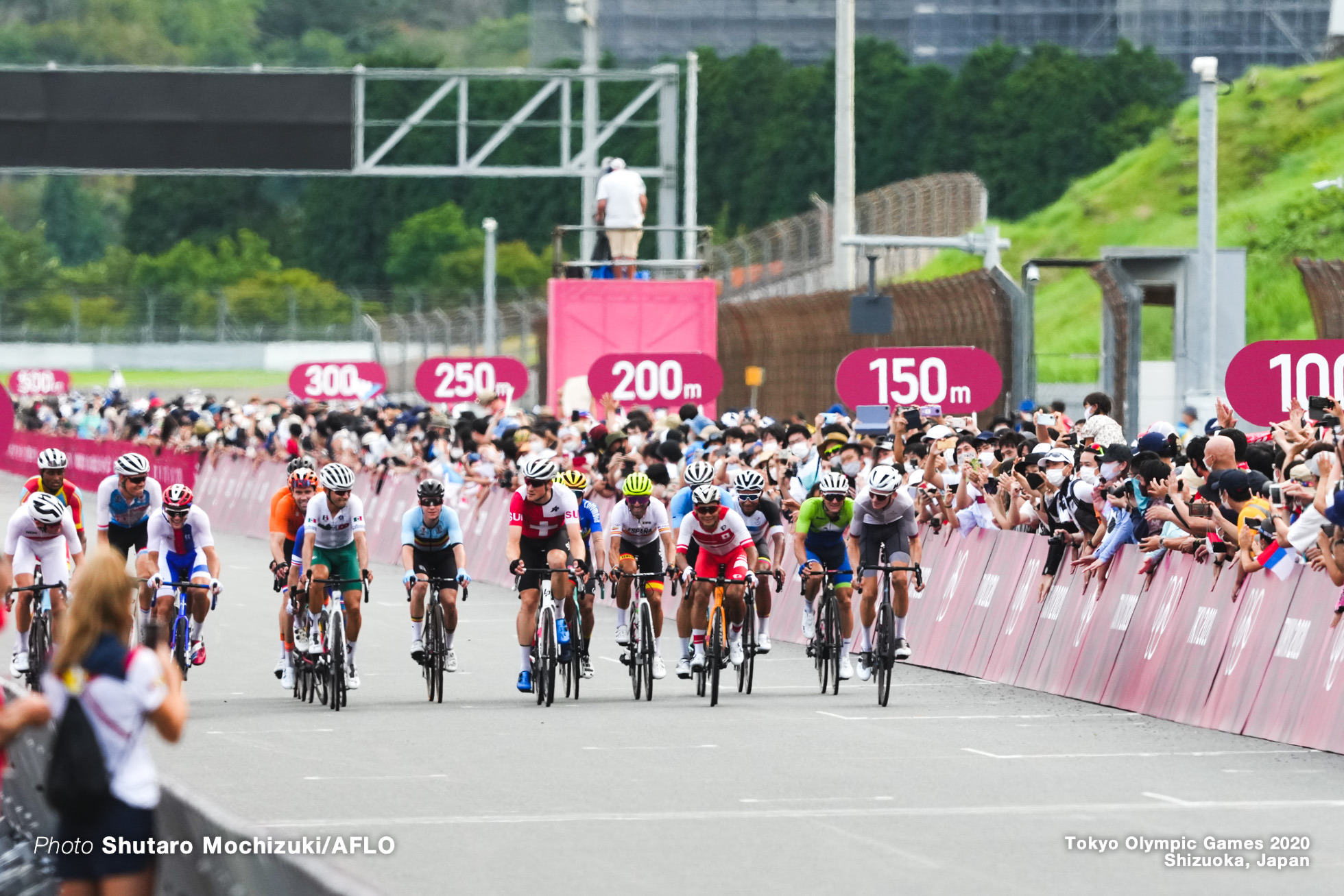 新城幸也/Yukiya Arashiro (JPN),JULY 24, 2021 - Cycling : Men's Road Race during the Tokyo 2020 Olympic Games at 富士スピードウェイ/the Fuji International Speedway in Shizuoka, Japan. (Photo by Shutaro Mochizuki/AFLO)