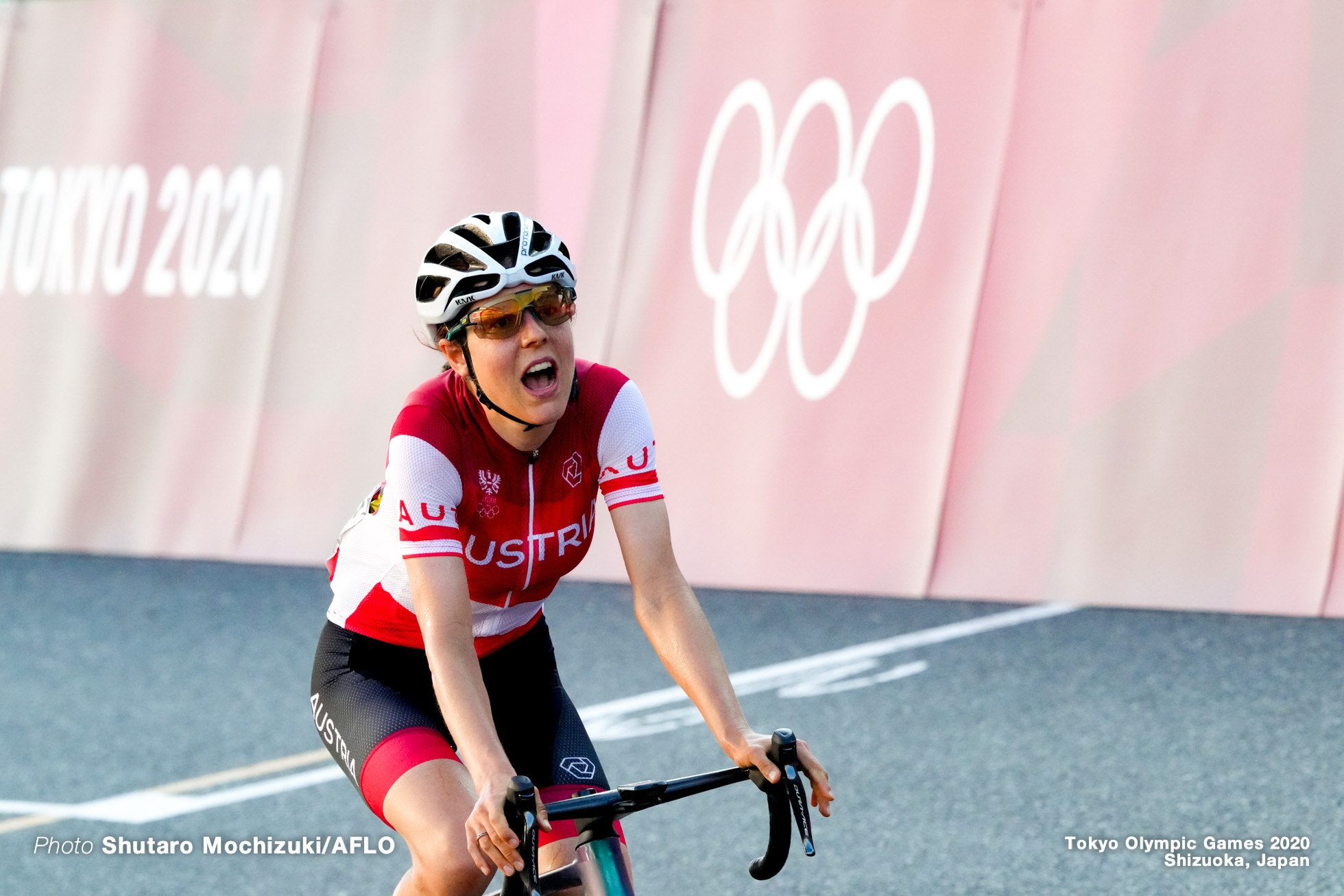 アンナ・キーセンホーファー Anna Kiesenhofer (AUT), JULY 25, 2021 - Cycling : Women's Road Race during the Tokyo 2020 Olympic Games at the Fuji International Speedway in Shizuoka, Japan. (Photo by Shutaro Mochizuki/AFLO)