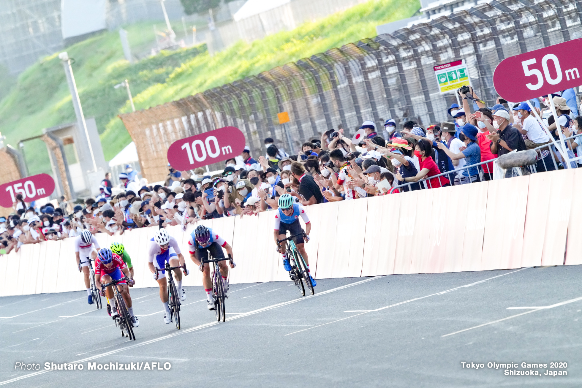 アリソン・ジャクソン Alison Jackson (CAN), レア・カークマン Leah Kirchmann (CAN), JULY 25, 2021 - Cycling : Women's Road Race during the Tokyo 2020 Olympic Games at the Fuji International Speedway in Shizuoka, Japan. (Photo by Shutaro Mochizuki/AFLO)