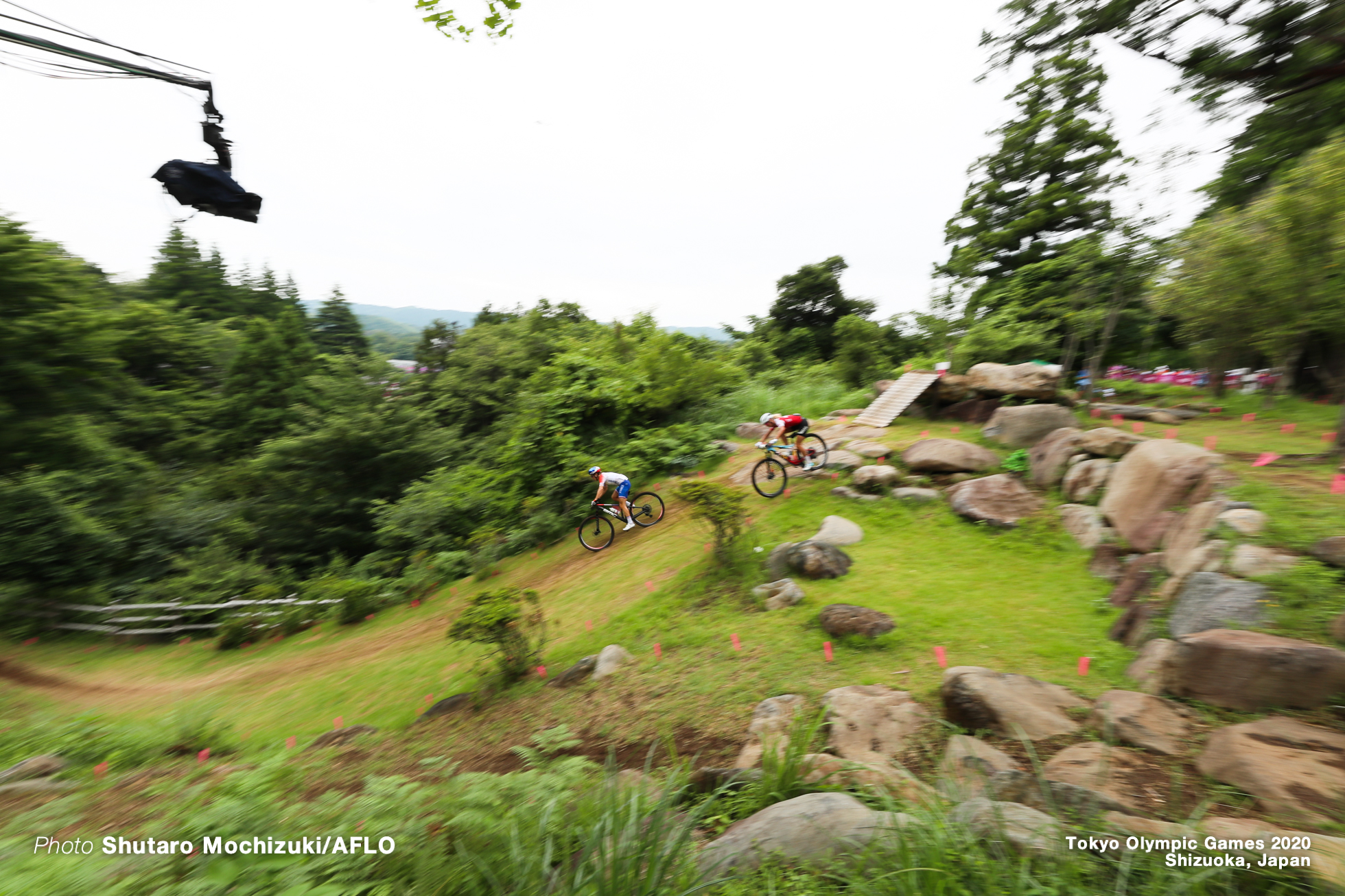 JULY 27, 2021 - Cycling : Women's Cross-country during the Tokyo 2020 Olympic Games at the Izu MTB Course in Shizuoka, Japan. (Photo by Shutaro Mochizuki/AFLO)