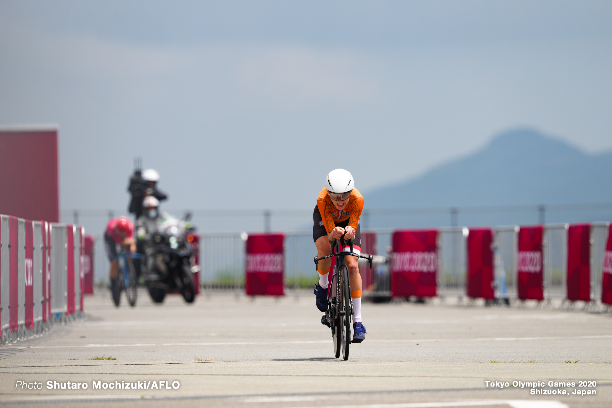 アンネミク・ファンフルテン Annemiek van Vleuten (NED)JULY 28, 2021 - Cycling : Women's Individual Time Trial during the Tokyo 2020 Olympic Games at the Izu MTB Course in Shizuoka, Japan. (Photo by Shutaro Mochizuki/AFLO)