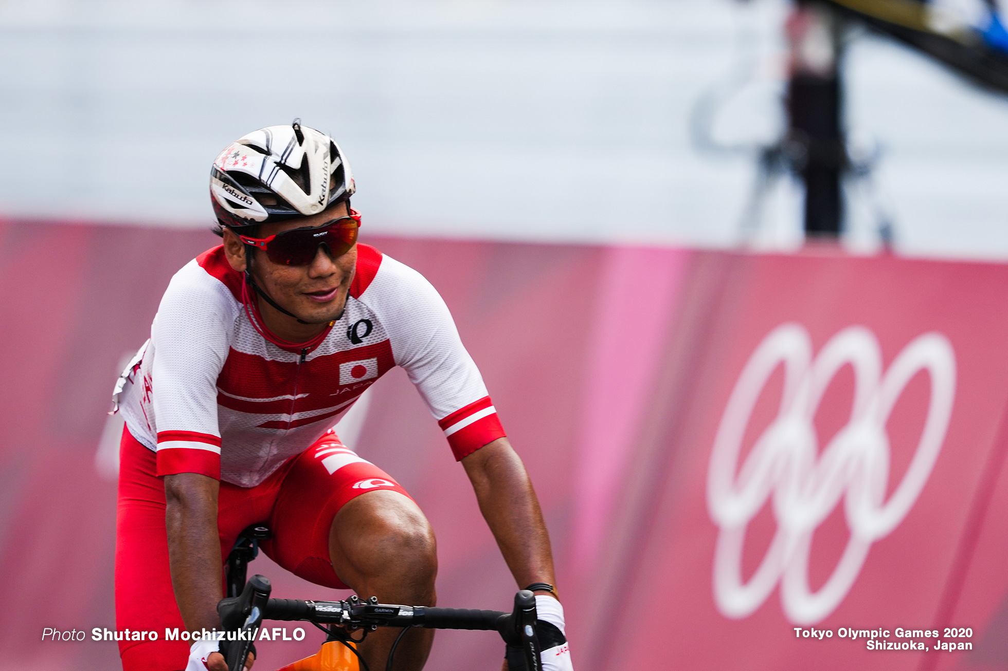 新城幸也/Yukiya Arashiro,JULY 24, 2021 - Cycling : Men's Road Race during the Tokyo 2020 Olympic Games at 富士スピードウェイ/the Fuji International Speedway in Shizuoka, Japan. (Photo by Shutaro Mochizuki/AFLO)