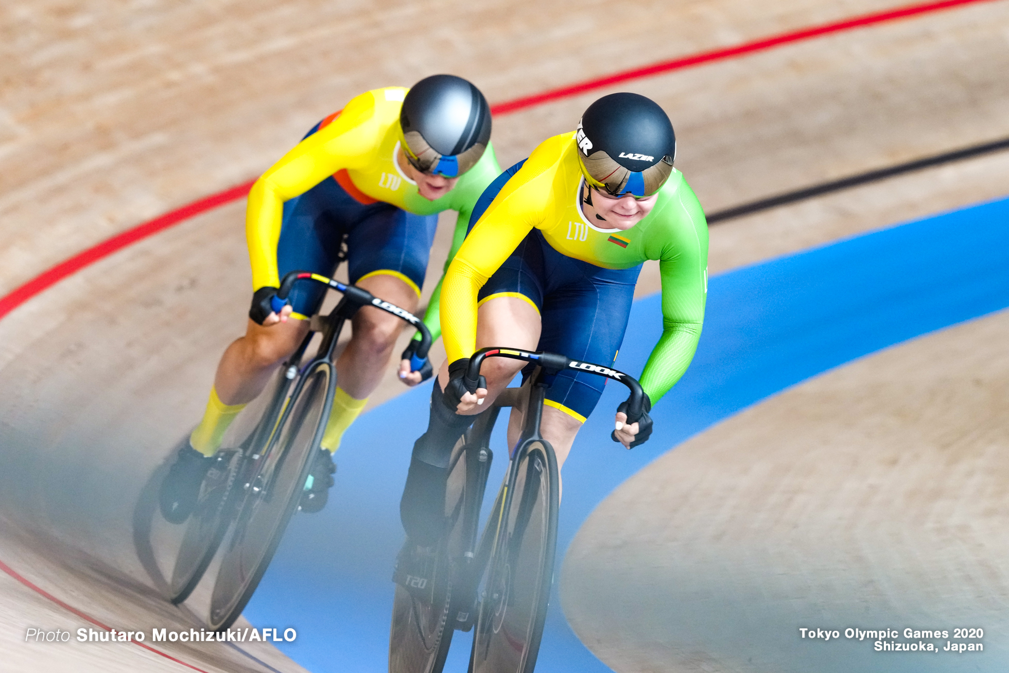 ミグレ・マロザイテ Migle Marozaite (LTU), シモーナ・クルぺツカイテ Simona Krupeckatie (LTU), Women's Team Sprint Qualifying AUGUST 2, 2021 - Cycling : during the Tokyo 2020 Olympic Games at the Izu Velodrome in Shizuoka, Japan. (Photo by Shutaro Mochizuki/AFLO)