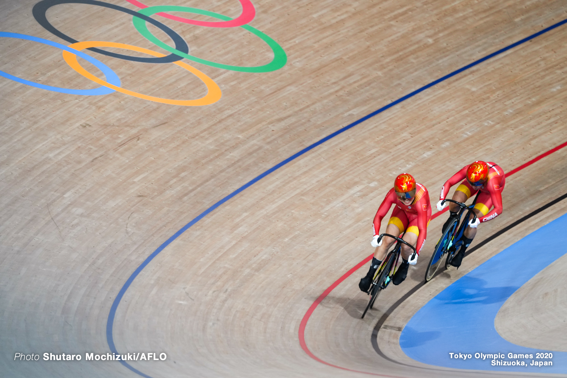 鮑珊菊 バオ・シャンジュー Bao Shanju (CHN), 鍾天使 ゾン・ティエンシー Zhong Tianshi (CHN), Women's Team Sprint final AUGUST 2, 2021 - Cycling : during the Tokyo 2020 Olympic Games at the Izu Velodrome in Shizuoka, Japan. (Photo by Shutaro Mochizuki/AFLO)