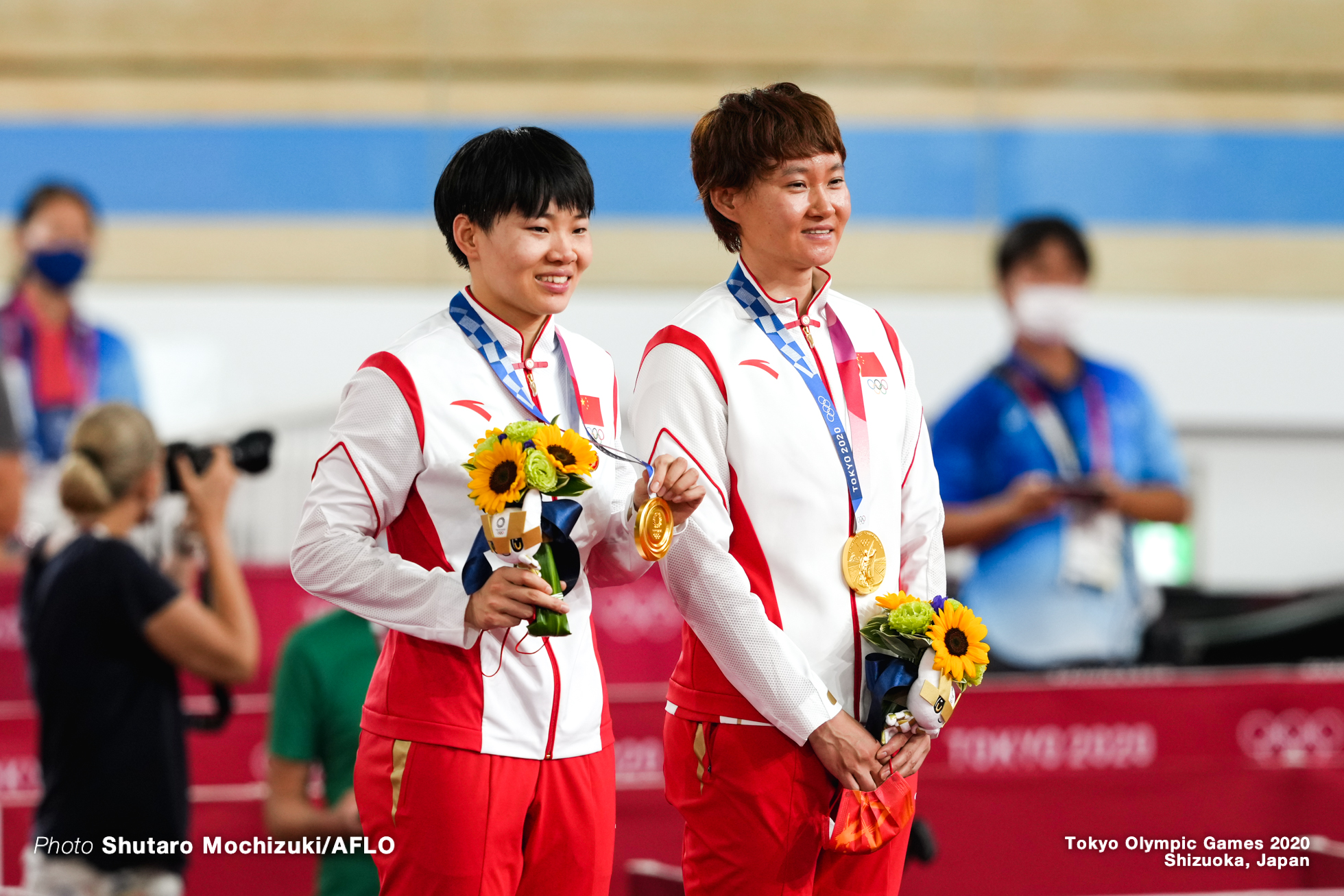 鮑珊菊 バオ・シャンジュー Bao Shanju (CHN), 鍾天使 ゾン・ティエンシー Zhong Tianshi (CHN), Women's Team Sprint final AUGUST 2, 2021 - Cycling : during the Tokyo 2020 Olympic Games at the Izu Velodrome in Shizuoka, Japan. (Photo by Shutaro Mochizuki/AFLO)