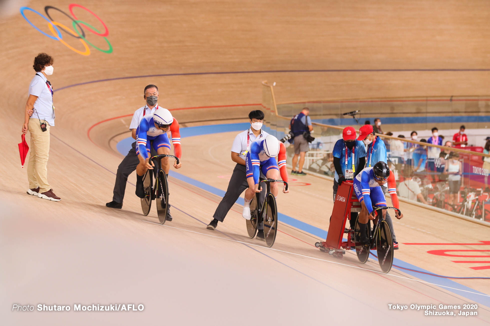 フロリアン・グレンボ Florian Grengbo (FRA), セバスチャン・ビジエ Sebastien Vigier (FRA), ライアン・へラル Rayan Helal (FRA), Men's Team Sprint 1st Round AUGUST 3, 2021 - Cycling : during the Tokyo 2020 Olympic Games at the Izu Velodrome in Shizuoka, Japan. (Photo by Shutaro Mochizuki/AFLO)