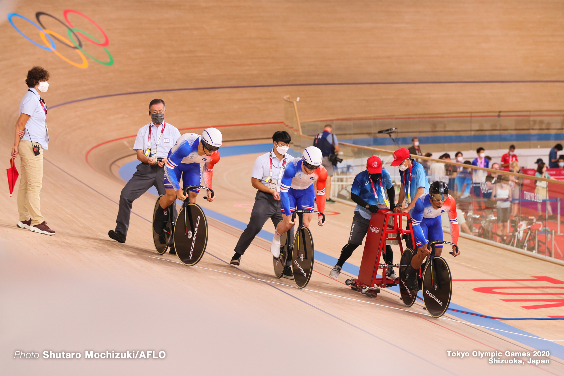 フロリアン・グレンボ Florian Grengbo (FRA), セバスチャン・ビジエ Sebastien Vigier (FRA), ライアン・へラル Rayan Helal (FRA), Men's Team Sprint 1st Round AUGUST 3, 2021 - Cycling : during the Tokyo 2020 Olympic Games at the Izu Velodrome in Shizuoka, Japan. (Photo by Shutaro Mochizuki/AFLO)