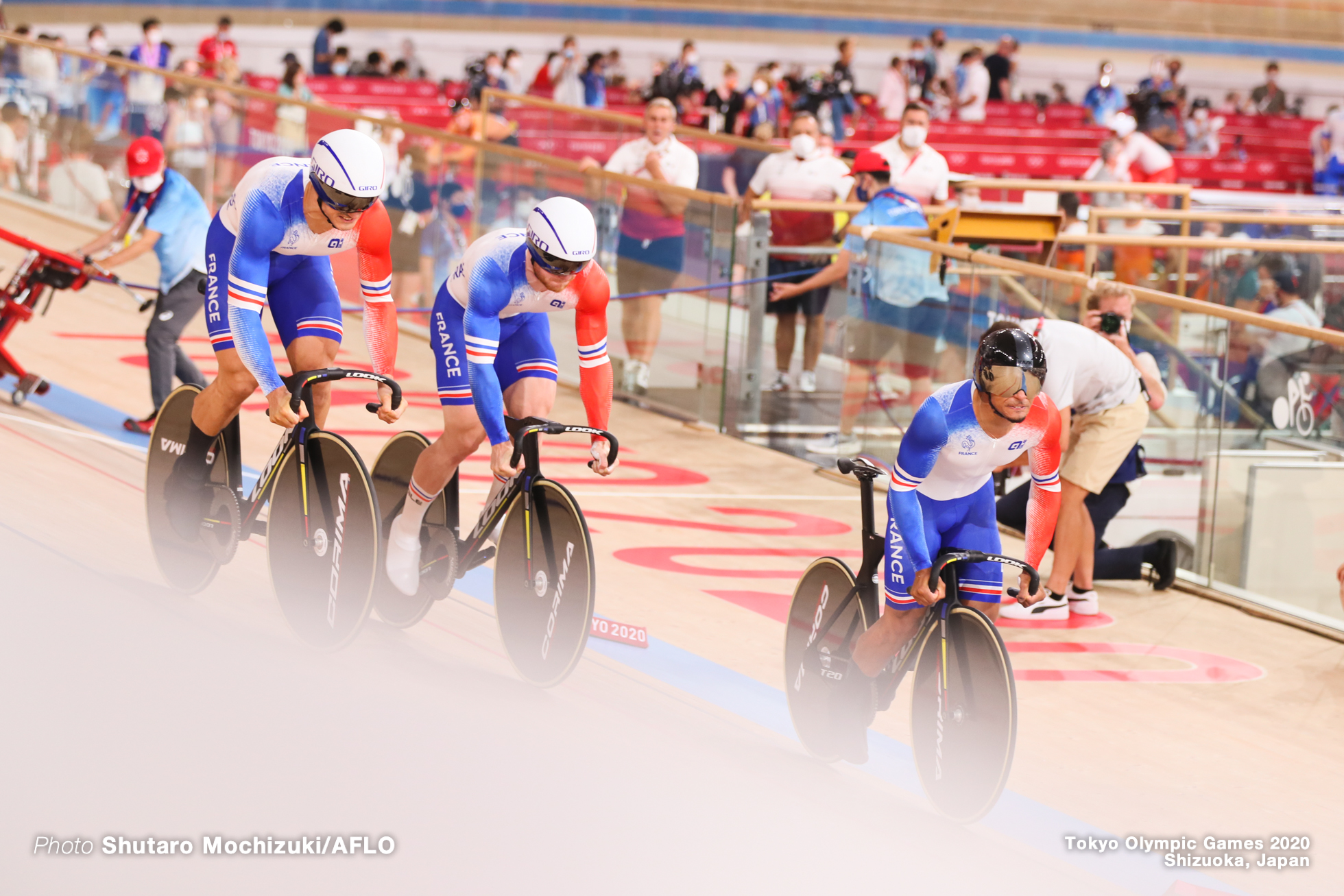 フロリアン・グレンボ Florian Grengbo (FRA), セバスチャン・ビジエ Sebastien Vigier (FRA), ライアン・へラル Rayan Helal (FRA), Men's Team Sprint 1st Round AUGUST 3, 2021 - Cycling : during the Tokyo 2020 Olympic Games at the Izu Velodrome in Shizuoka, Japan. (Photo by Shutaro Mochizuki/AFLO)