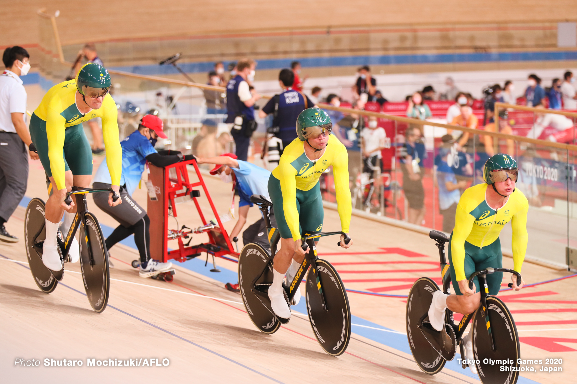 マシュー・リチャードソン Matthew Richardson (AUS), ネイサン・ハート Nathan Hart (AUS), マシュー・グレーツァー Matthew Glaetzer (AUS), Men's Team Sprint 1st Round AUGUST 3, 2021 - Cycling : during the Tokyo 2020 Olympic Games at the Izu Velodrome in Shizuoka, Japan. (Photo by Shutaro Mochizuki/AFLO)