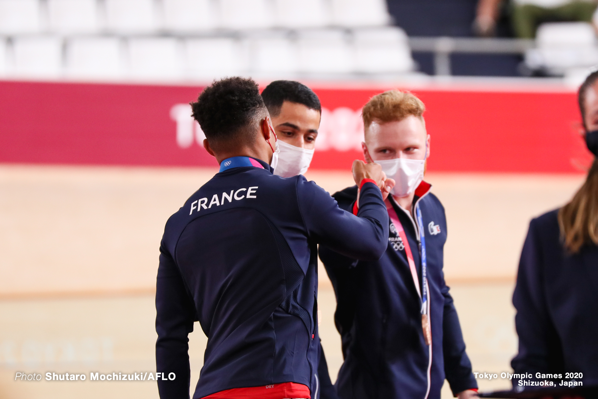 フロリアン・グレンボ Florian Grengbo (FRA), セバスチャン・ビジエ Sebastien Vigier (FRA), ライアン・ヘラル Rayan Helal (FRA), Men's Team Sprint Final AUGUST 3, 2021 - Cycling : during the Tokyo 2020 Olympic Games at the Izu Velodrome in Shizuoka, Japan. (Photo by Shutaro Mochizuki/AFLO)