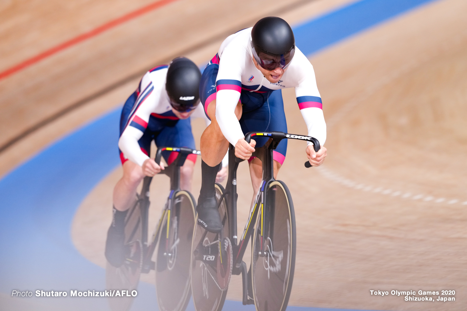 デニス・ドミトリエフ Denis Dmitriev (ROC), パべル・ヤクシェフスキ Pavel Yakushevskiy (ROC), Men's Team Sprint Qualifying AUGUST 3, 2021 - Cycling : during the Tokyo 2020 Olympic Games at the Izu Velodrome in Shizuoka, Japan. (Photo by Shutaro Mochizuki/AFLO)