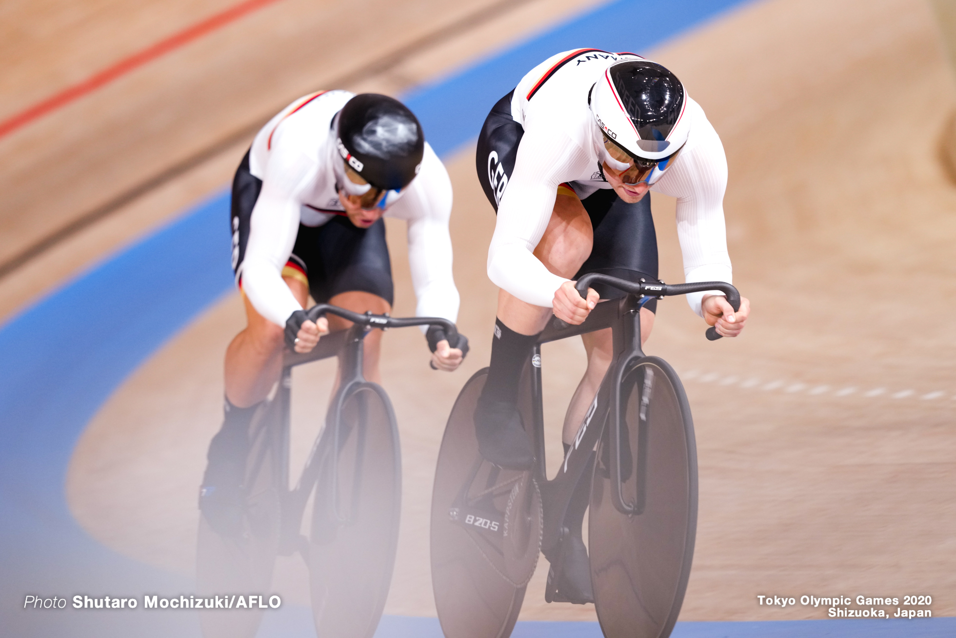 シュテファン・ボティシャー Stefan Botticher (GER), マクシリミリアン・ドルンバッハ Maximilian Dornbach (GER), Men's Team Sprint Qualifying AUGUST 3, 2021 - Cycling : during the Tokyo 2020 Olympic Games at the Izu Velodrome in Shizuoka, Japan. (Photo by Shutaro Mochizuki/AFLO)