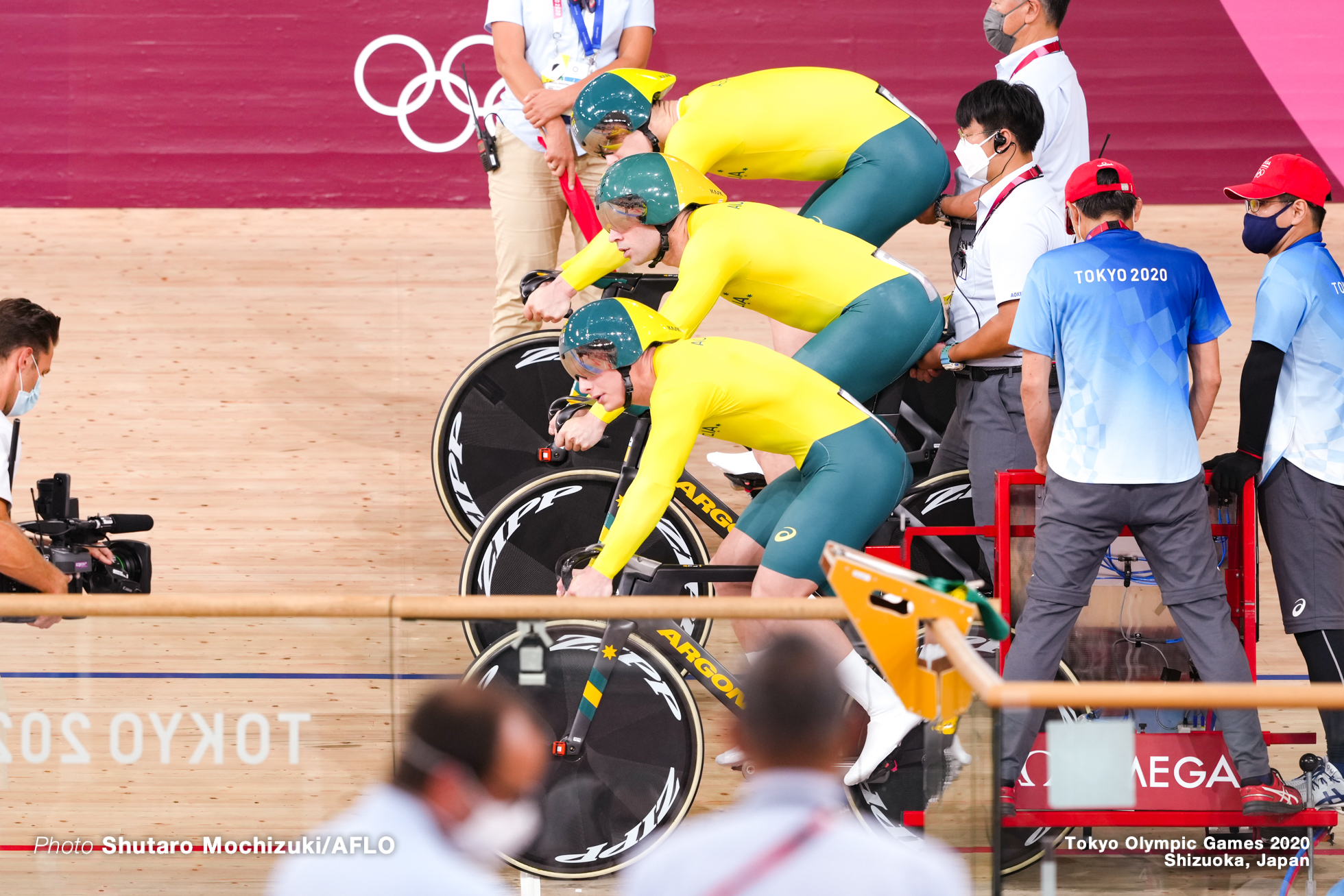 マシュー・リチャードソン Matthew Richardson (AUS), ネイサン・ハート Nathan Hart (AUS), マシュー・グレーツァー Matthew Glaetzer (AUS), Men's Team Sprint Qualifying AUGUST 3, 2021 - Cycling : during the Tokyo 2020 Olympic Games at the Izu Velodrome in Shizuoka, Japan. (Photo by Shutaro Mochizuki/AFLO)