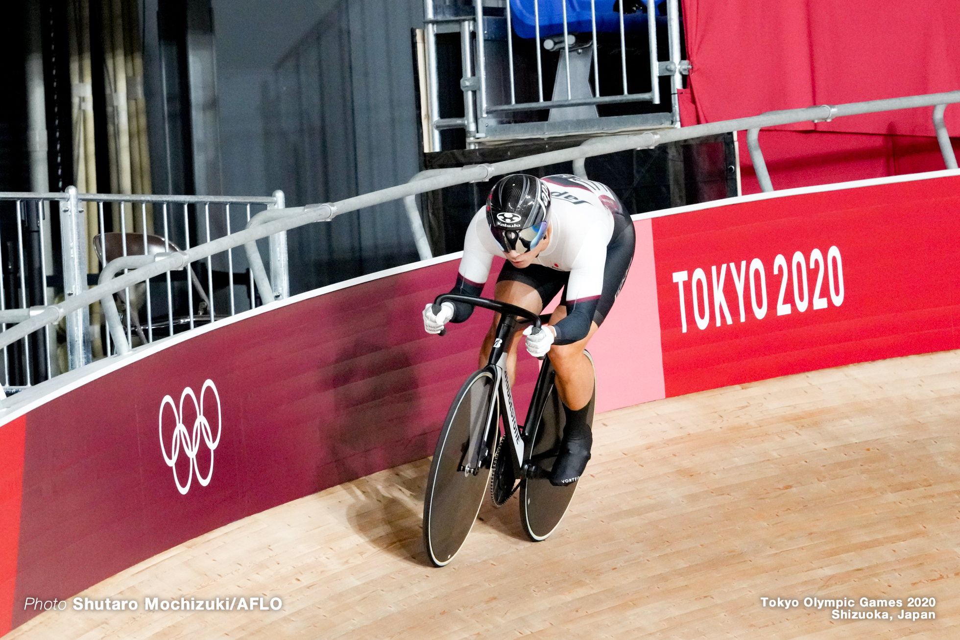 新田祐大 Yuadai Nitta (JPN), Men's Sprint Qualifying AUGUST 4, 2021 - Cycling : during the Tokyo 2020 Olympic Games at the Izu Velodrome in Shizuoka, Japan. (Photo by Shutaro Mochizuki/AFLO)