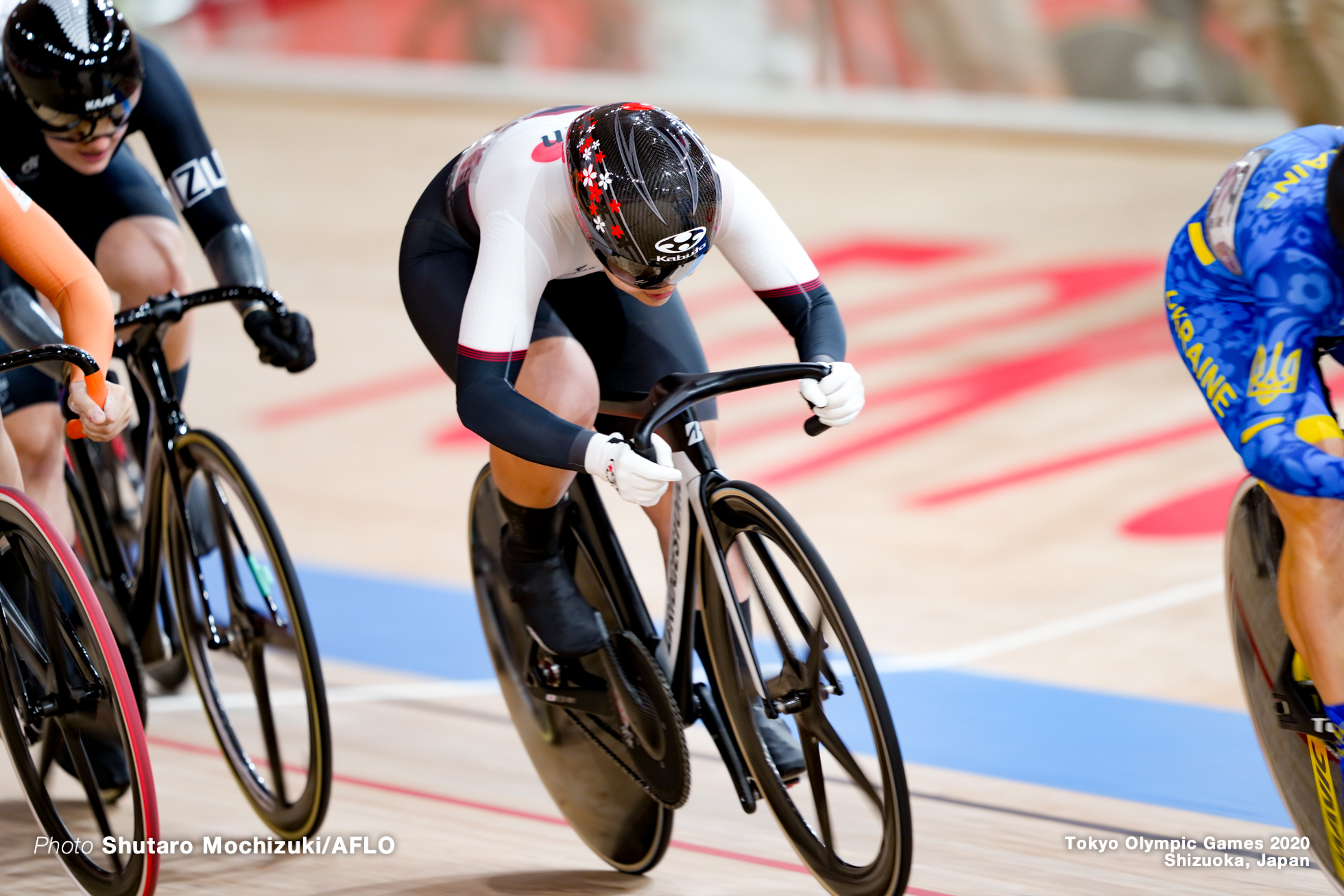 小林優香 Yuka Kobayashi (JPN), Women's Keirin 1st Round AUGUST 4, 2021 - Cycling : during the Tokyo 2020 Olympic Games at the Izu Velodrome in Shizuoka, Japan. (Photo by Shutaro Mochizuki/AFLO)