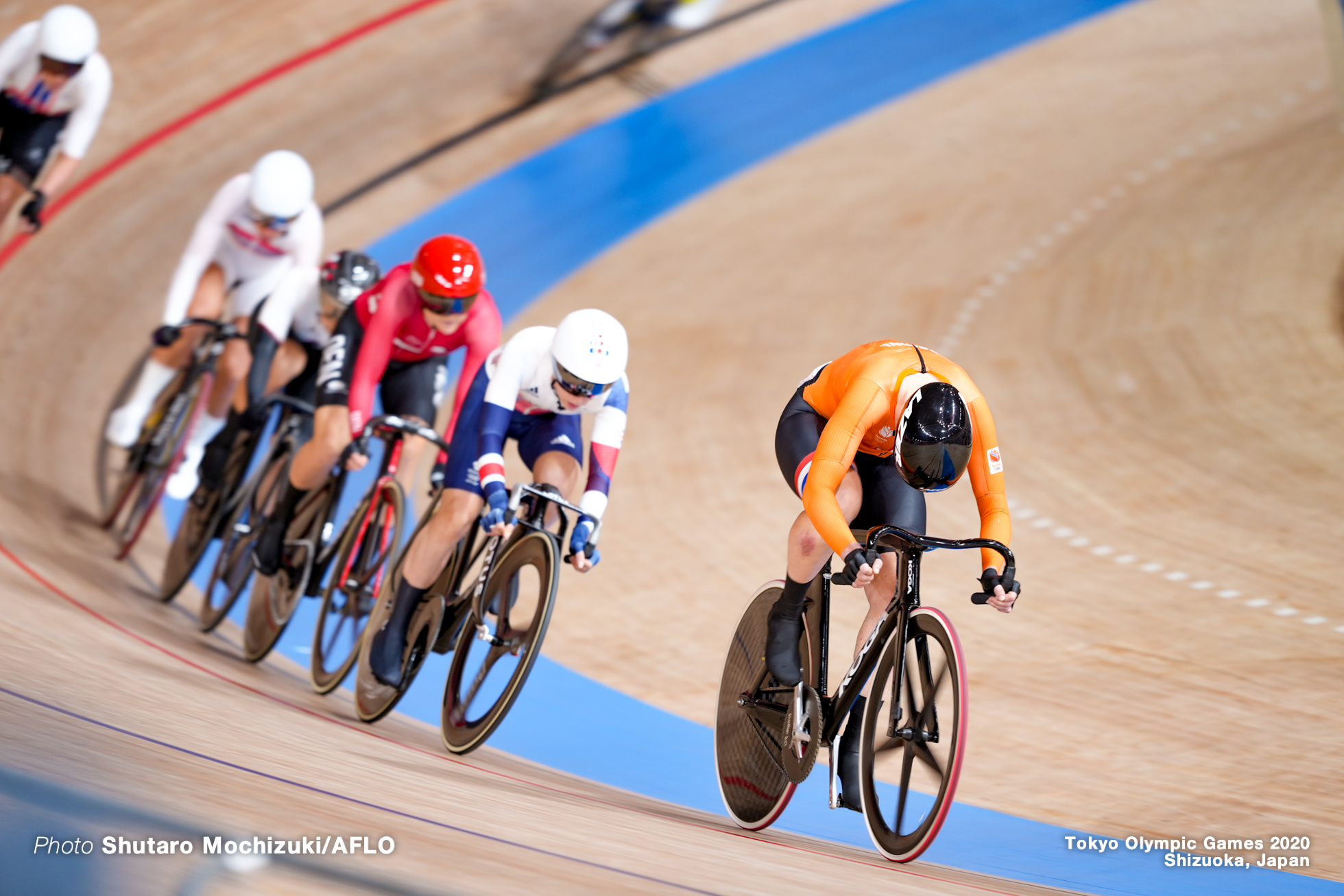 ローラ・ケニー Laura Kenny (GBR), Women's Omnium Points Race 4/4 キルステン・ウィルト Kirsten Wild (NED), AUGUST 8, 2021 - Cycling : during the Tokyo 2020 Olympic Games at the Izu Velodrome in Shizuoka, Japan. (Photo by Shutaro Mochizuki/AFLO)