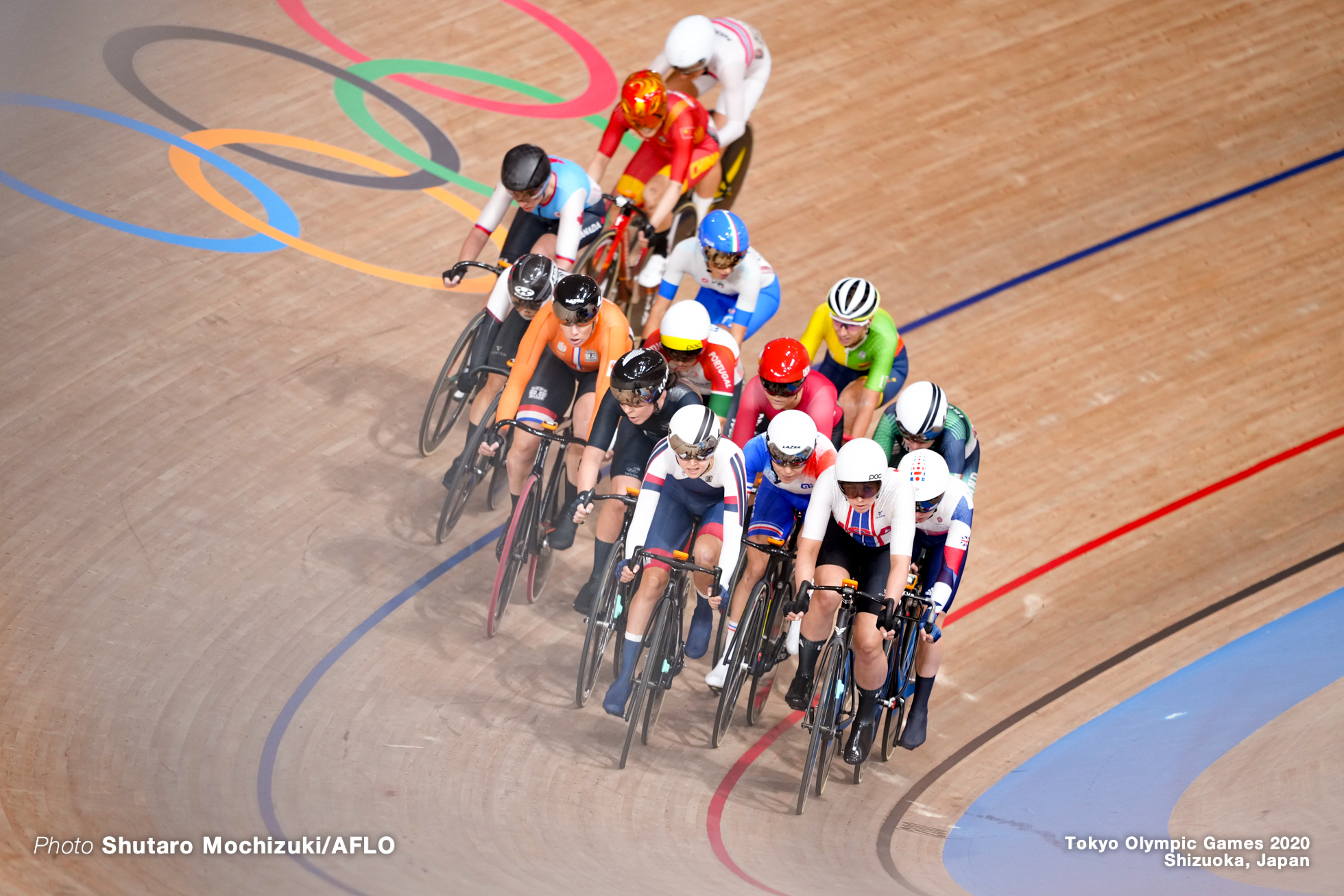 マリア・ノボロドスカヤ Mariia Novolodskaia (ROC), ジェニファー・バレンテ Jennifer Valente (USA), Women's Omnium AUGUST 8, 2021 - Cycling : during the Tokyo 2020 Olympic Games at the Izu Velodrome in Shizuoka, Japan. (Photo by Shutaro Mochizuki/AFLO)