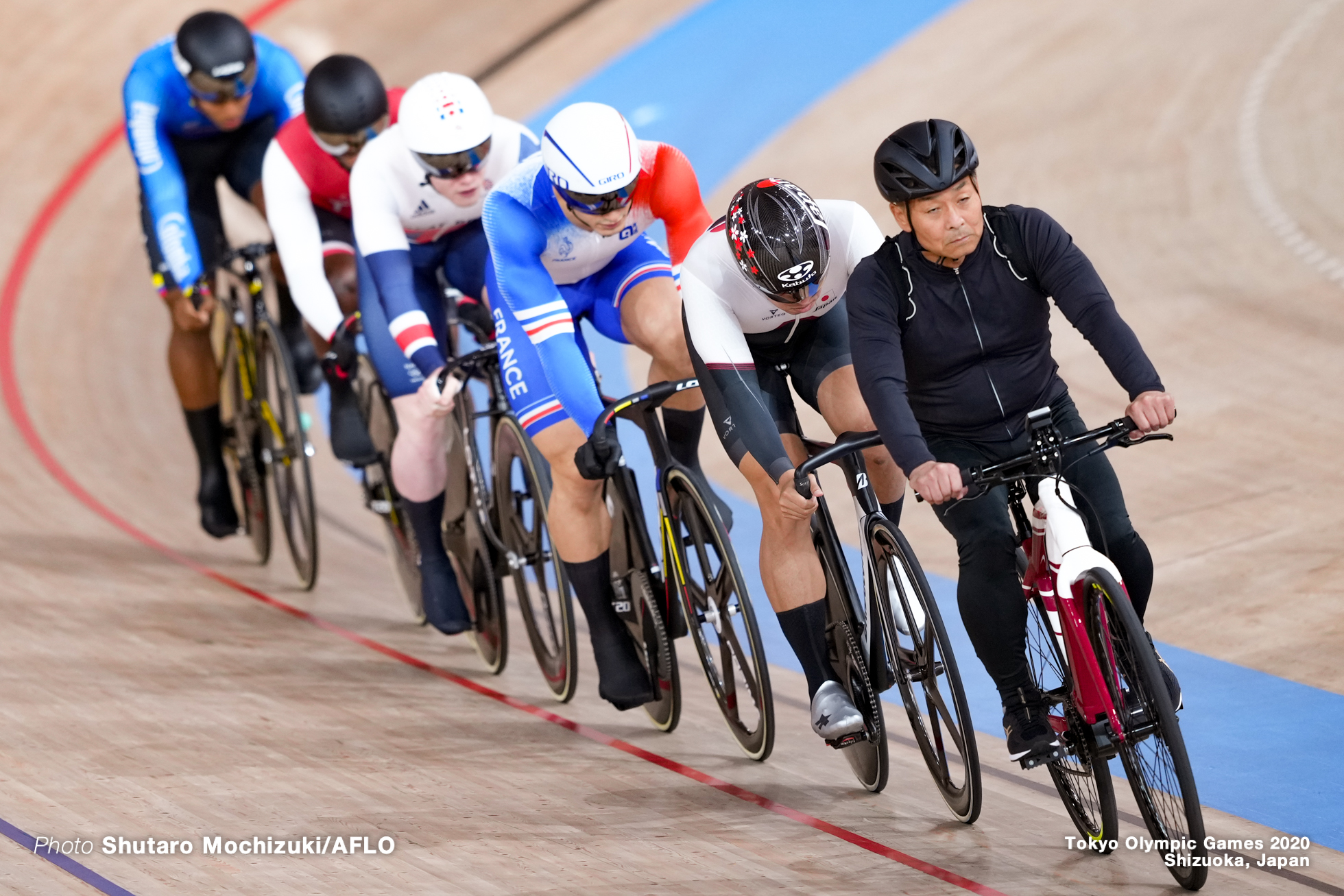 ケビン・キンテロ Kevin Santiago Quintero Chavarro (COL), ライアン・エラル Rayan Helal (FRA), ジャック・カーリン Jack Carlin (GBR), 脇本雄太 Yuta Wakimoto (JPN), クウェシ・ブラウン Kwesi Browne (TTO), Men's Keirin Final 7-12 AUGUST 8, 2021 - Cycling : during the Tokyo 2020 Olympic Games at the Izu Velodrome in Shizuoka, Japan. (Photo by Shutaro Mochizuki/AFLO)