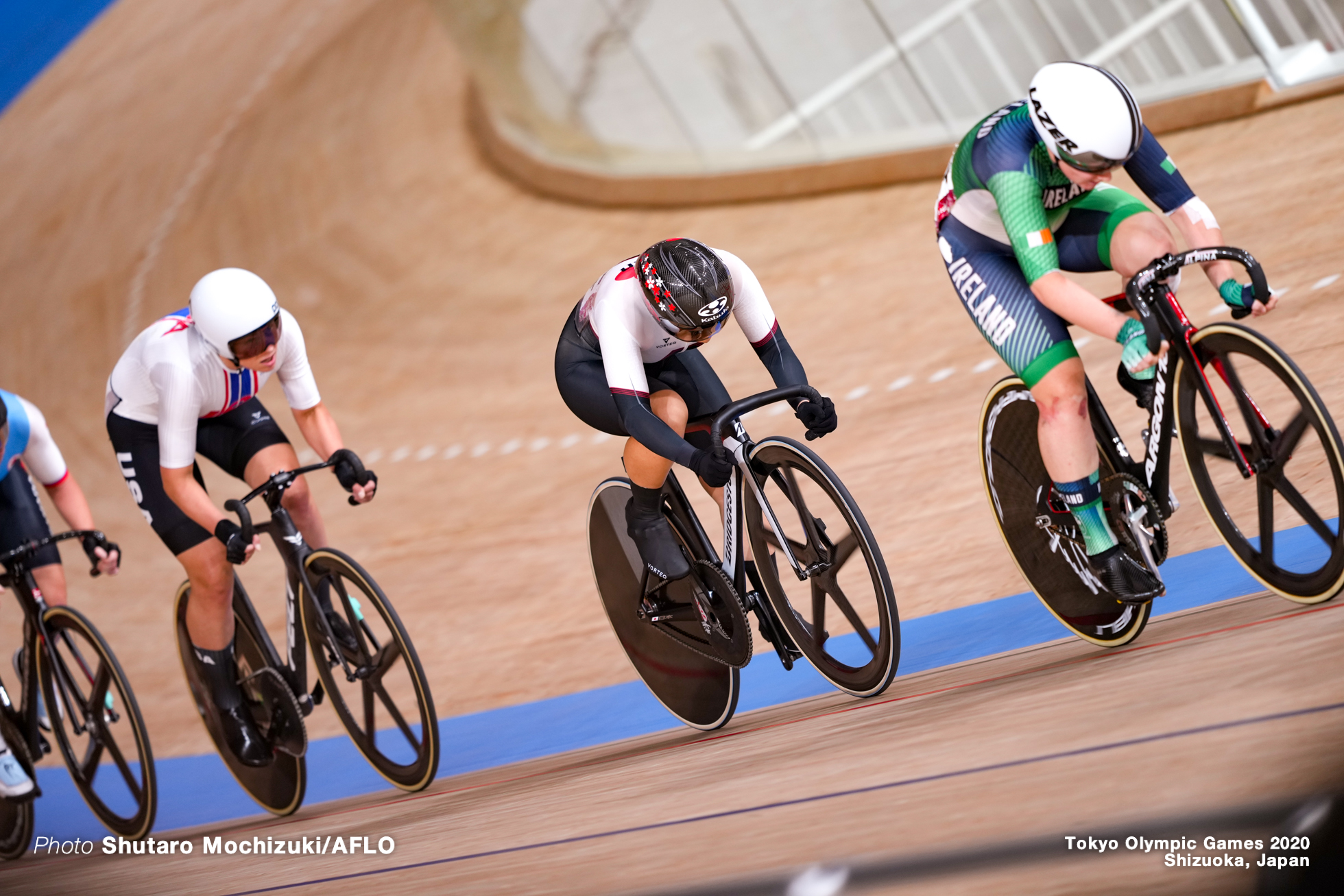 ジェニファー・バレンテ Jennifer Valente (USA), エミリー・ケイ Emily Kay (IRL), 梶原悠未 Yumi Kajihara (JPN), Women's Omnium AUGUST 8, 2021 - Cycling : during the Tokyo 2020 Olympic Games at the Izu Velodrome in Shizuoka, Japan. (Photo by Shutaro Mochizuki/AFLO)