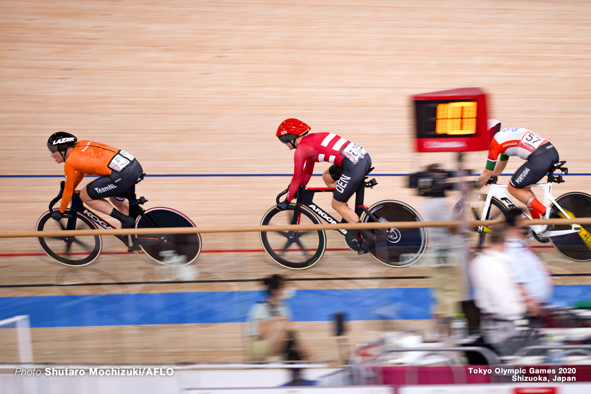 キルステン・ウィルト Kirsten Wild (NED), アマリー・ディデリクセン Amalie Dideriksen (DEN), Women's Omnium Women's Omnium AUGUST 8, 2021 - Cycling : during the Tokyo 2020 Olympic Games at the Izu Velodrome in Shizuoka, Japan. (Photo by Shutaro Mochizuki/AFLO)