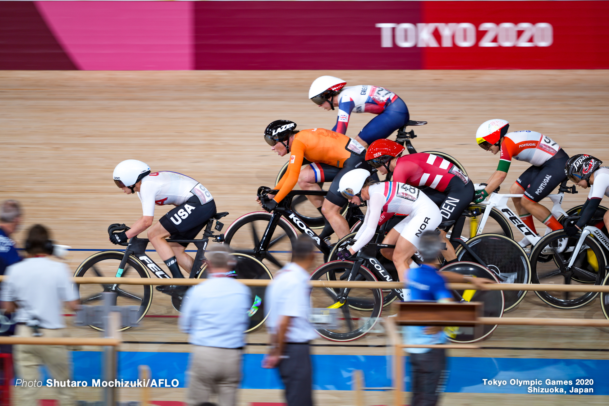 ジェニファー・バレンテ Jennifer Valente (USA), キルステン・ウィルト Kirsten Wild (NED), Women's Omnium AUGUST 8, 2021 - Cycling : during the Tokyo 2020 Olympic Games at the Izu Velodrome in Shizuoka, Japan. (Photo by Shutaro Mochizuki/AFLO)