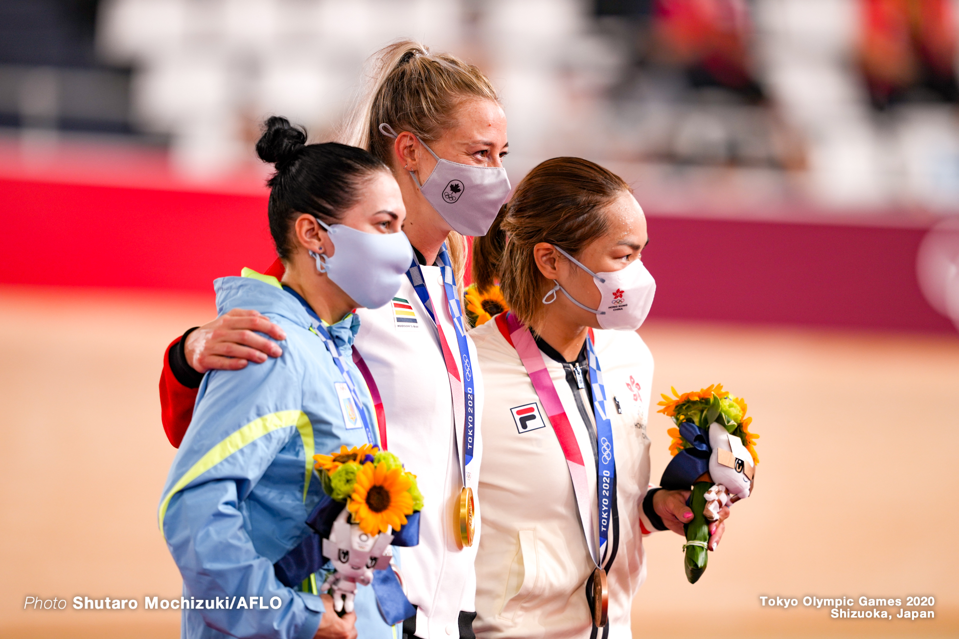 ケルシー・ミシェル Kelsey Mitchell (CAN), オレナ・スタリコワ Olena Starikova (UKR), 李慧詩 リー・ワイジー Lee Wai Sze (HKG), Women's Sprint Final AUGUST 8, 2021 - Cycling : during the Tokyo 2020 Olympic Games at the Izu Velodrome in Shizuoka, Japan. (Photo by Shutaro Mochizuki/AFLO)