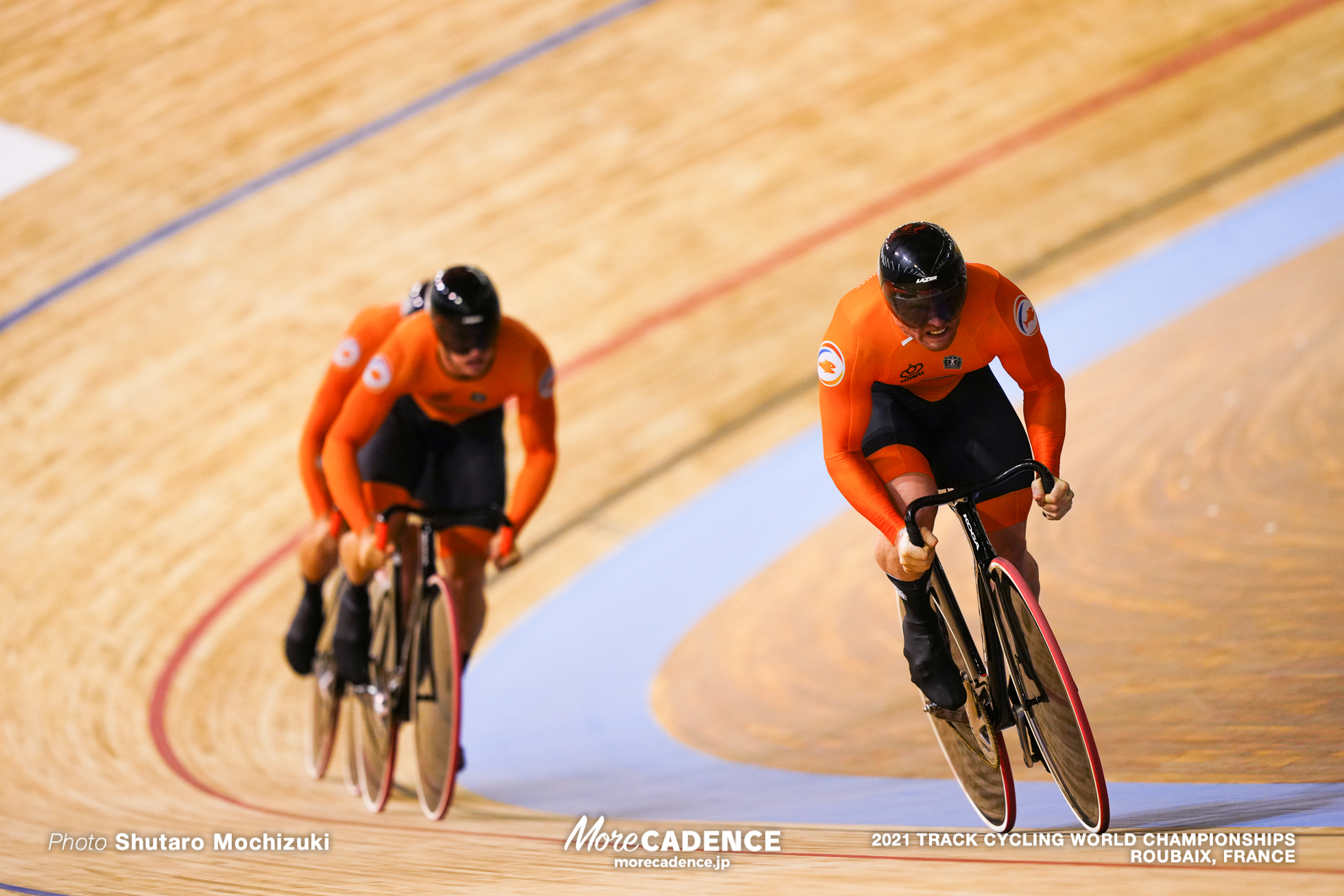 Men's Team Sprint / 2021 Track Cycling World Championships, Roubaix, Hoogland Jeffrey（NLD）ジェフリー・ホーフラント, Lavreysen Harrie（NLD）ハリー・ラブレイセン, Van Den Berg Roy（NLD）ロイ・バンデンバーグ