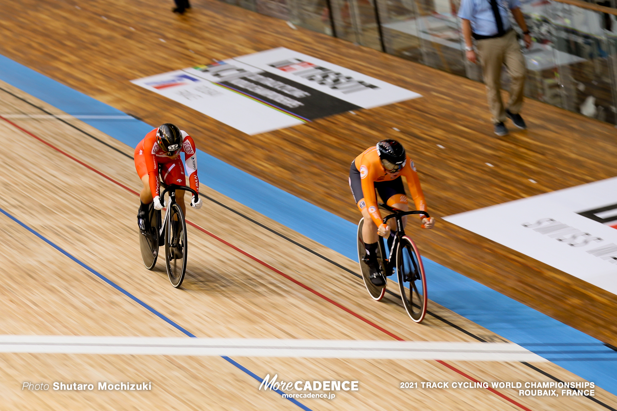 Women's Sprint 1/8 Finals / 2021 Track Cycling World Championships, Roubaix, OHTA Riyu（JPN）太田りゆ, BRASPENNINCX Shanne（NED）シェーン・ブラスペニンクス