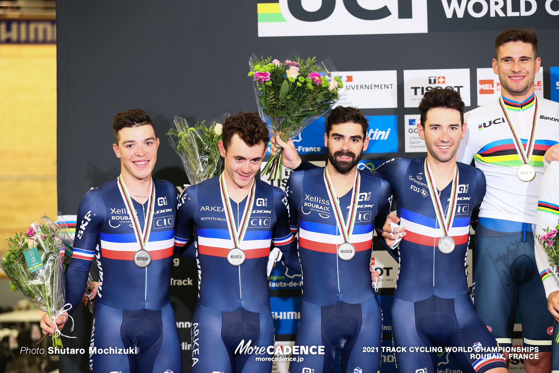 Men's Team Pursuit Podium / 2021 Track Cycling World Championships, Roubaix, BOUDAT Thomas（FRA）トマ・ブダ, DENIS Thomas（FRA）トーマス・ドゥニス, TABELLION Valentin（FRA）バレンティン・タベリオン, THOMAS Benjamin（FRA）ベンジャミン・トマ