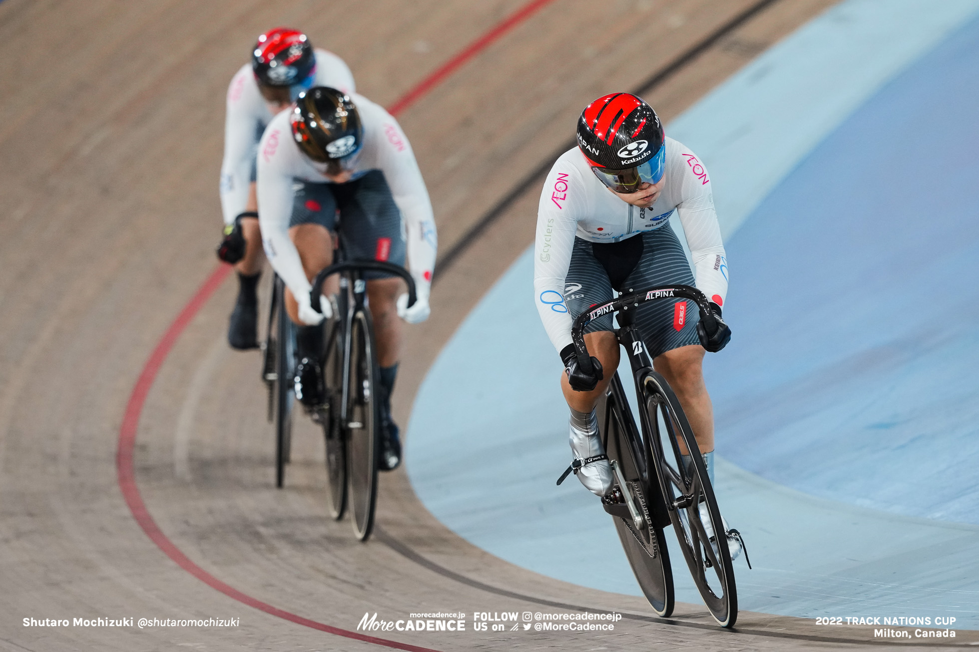 梅川風子 UMEKAWA Fuko, 太田りゆ OHTA Riyu, 佐藤水菜 SATO Mina, JPN - Japan, Qualifying, Women's Team Sprint, 2022 Track Nations Cup, Milton, Canada