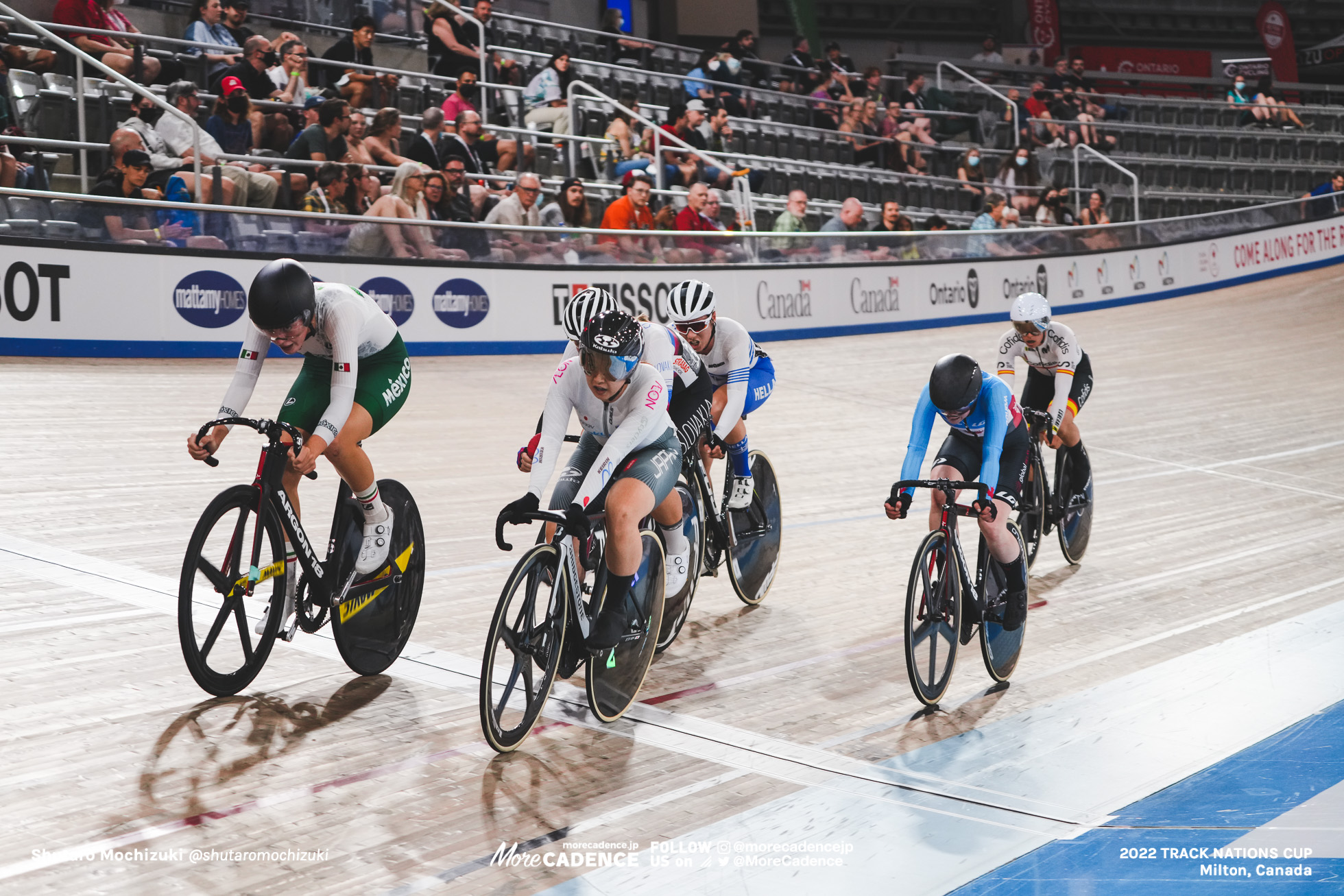 ビクトリア・ヴェラスコ VELASCO FUENTES Victoria, MEX, 梶原悠未 KAJIHARA Yumi, JPN, Point race, Women's Omnium, 2022 Track Nations Cup, Milton, Canada