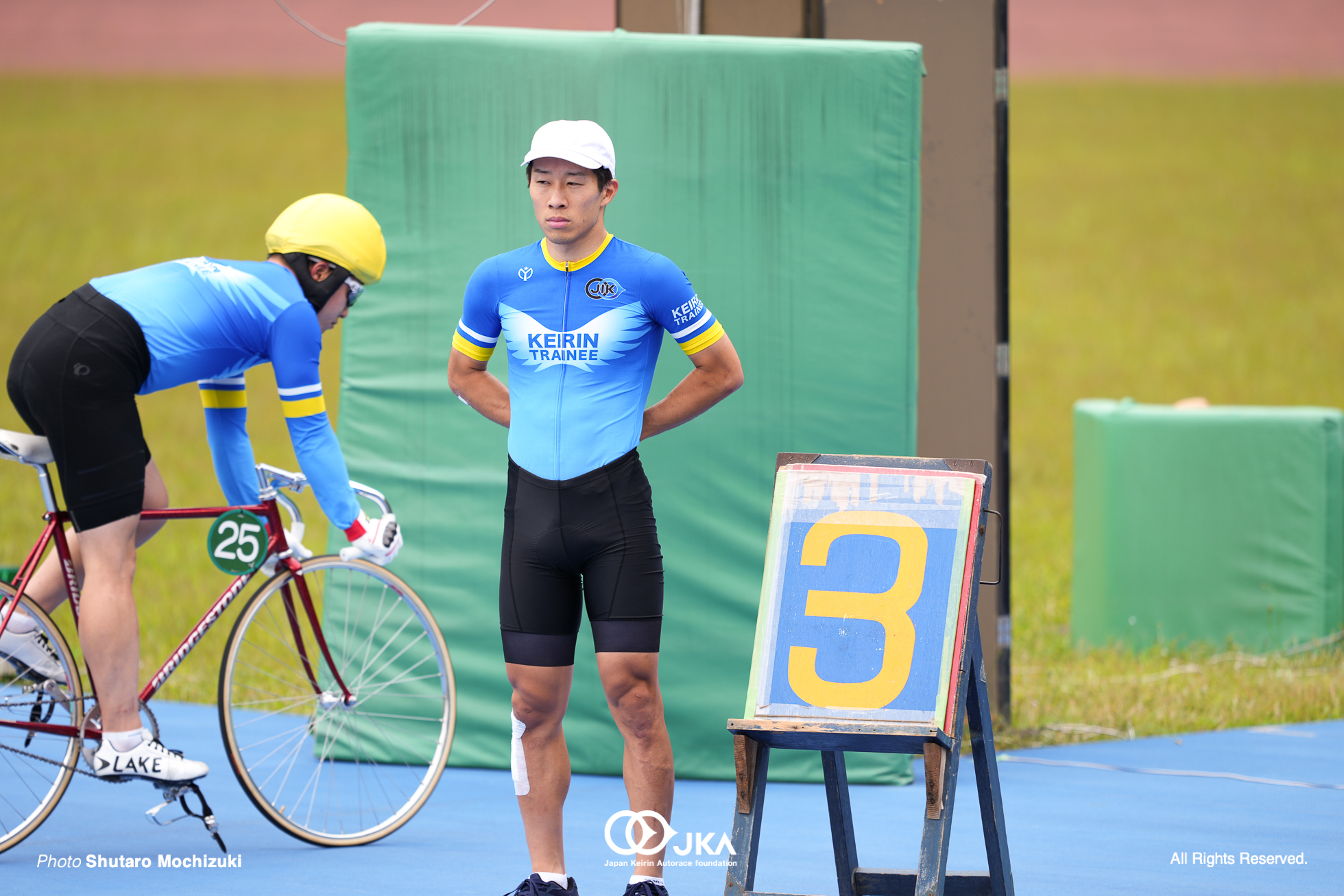 松田祥位, 第1回記録会, 日本競輪選手養成所（JIK）, 第129・130回生