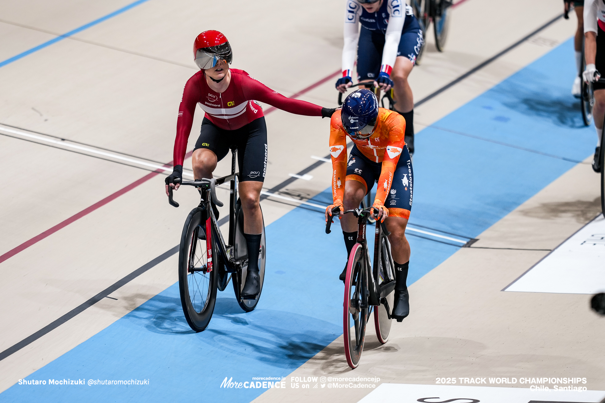 アマリー・ディデリクセン, DIDERIKSEN Amalie,ロレナ・ヴィーヴェス,Lorena Wiebes,女子スクラッチ, WOMEN'S Elite Scratch Race,2025世界選手権トラック サンティアゴ, 2025 UCI CYCLING WORLD CHAMPIONSHIPS TRACK