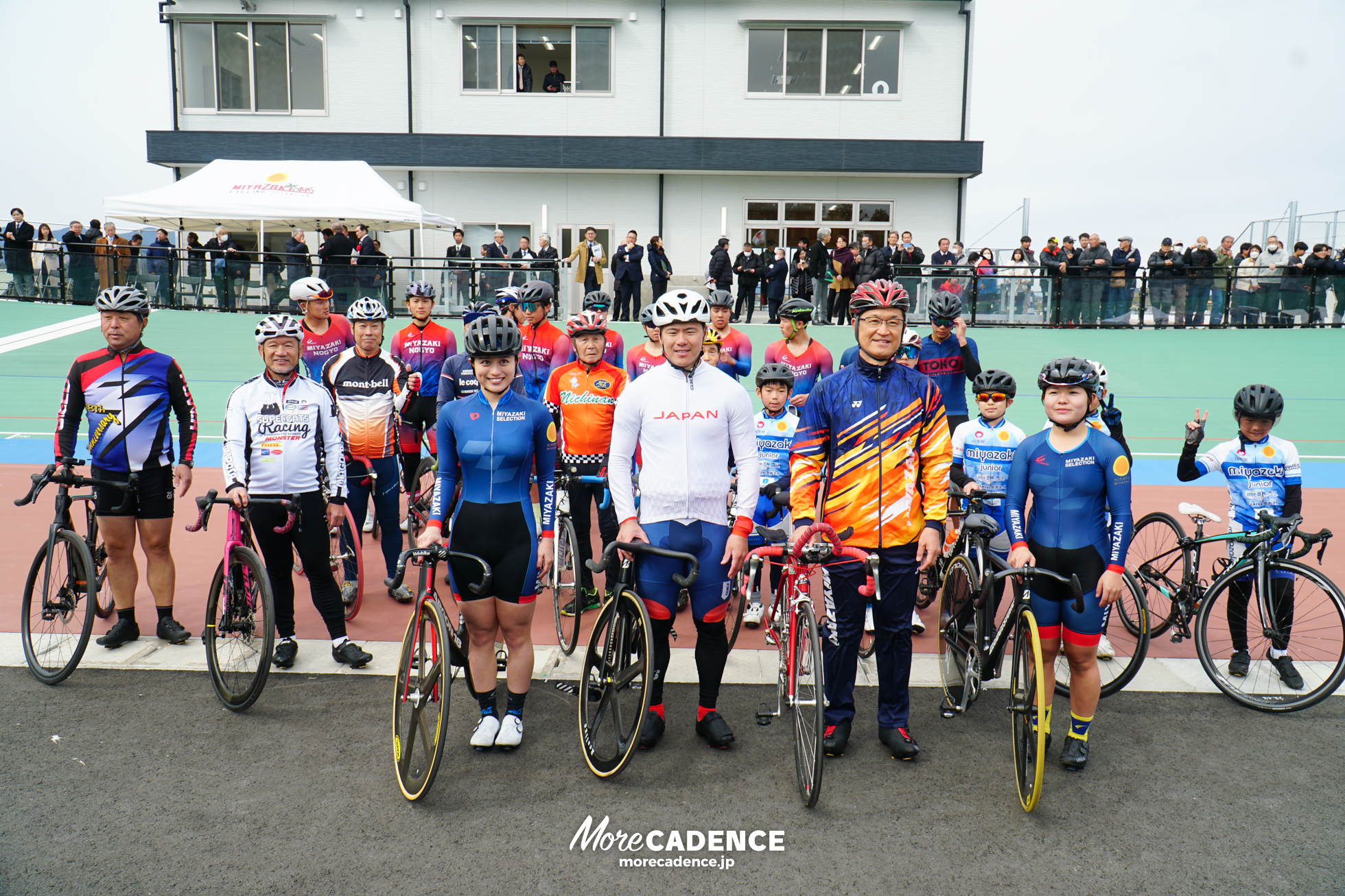 長迫吉拓, 河野俊嗣宮崎県知事, 年見穂風, 岩元美佳, ひなたベロドローム宮崎